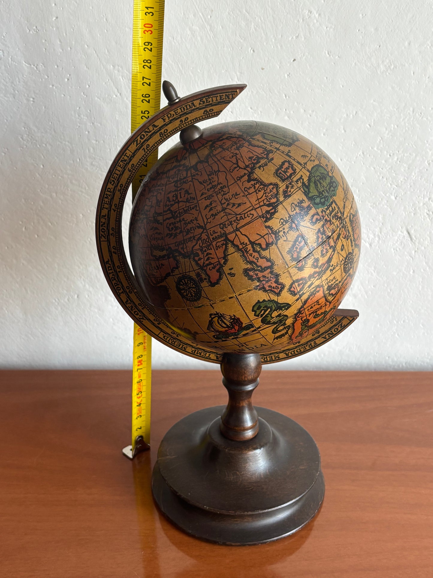 Vintage‑Globus mit Spieluhr – Melodie „Doktor Schiwago“