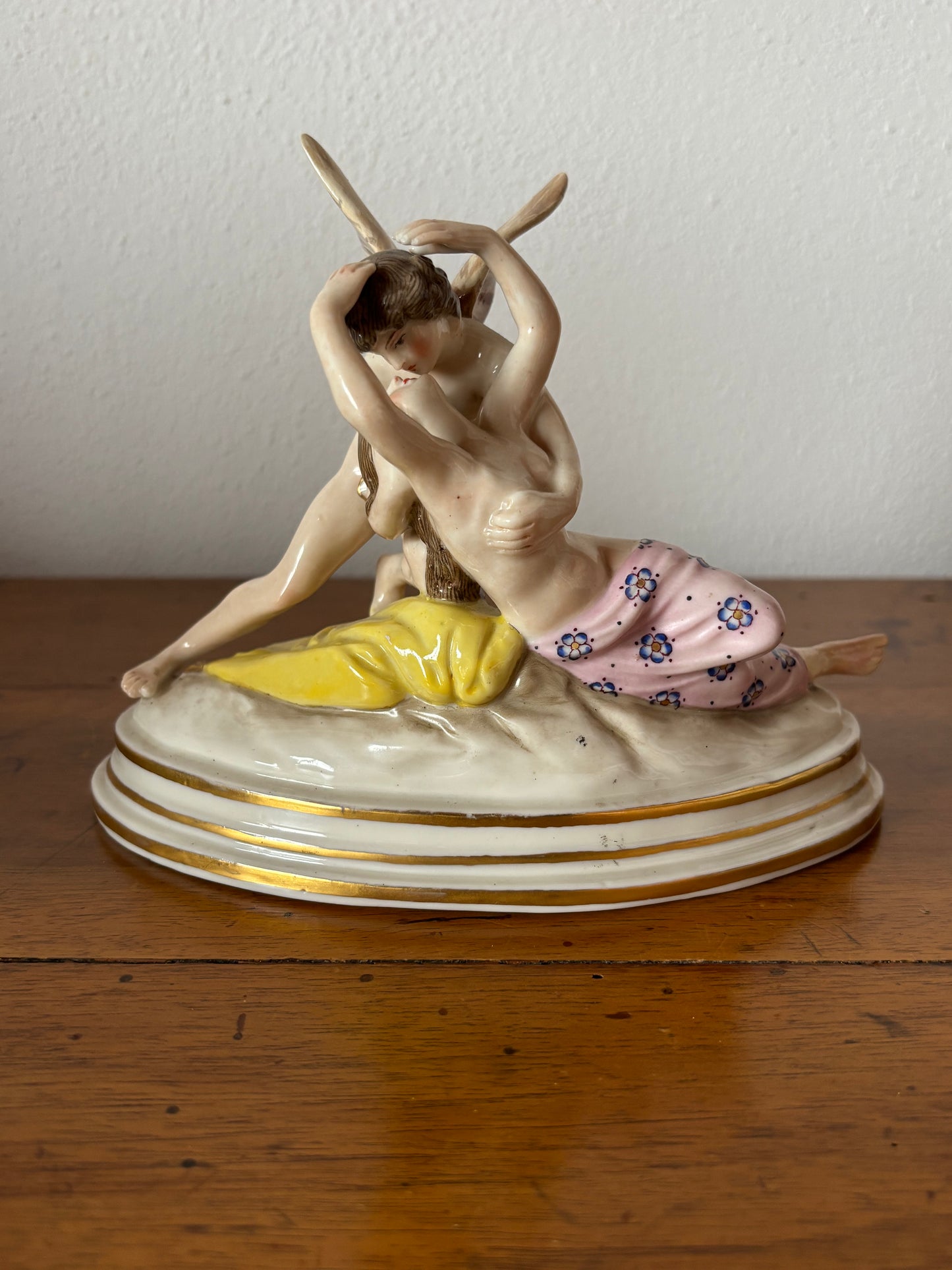 Statuetta in ceramica Capodimonte – Mitologia, Arte e Collezionismo