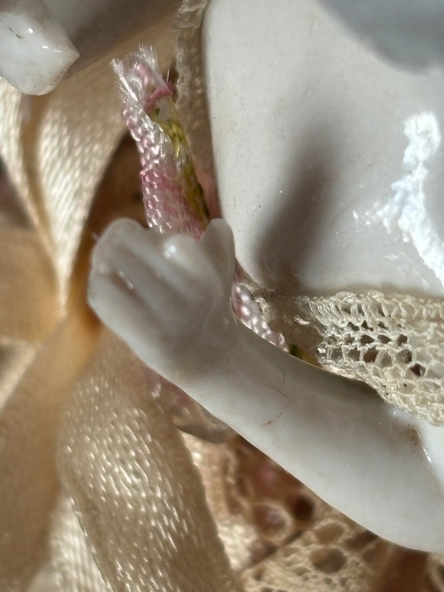 Mezza bambola in ceramica con abito floreale rosa – Stile vintage da collezione
