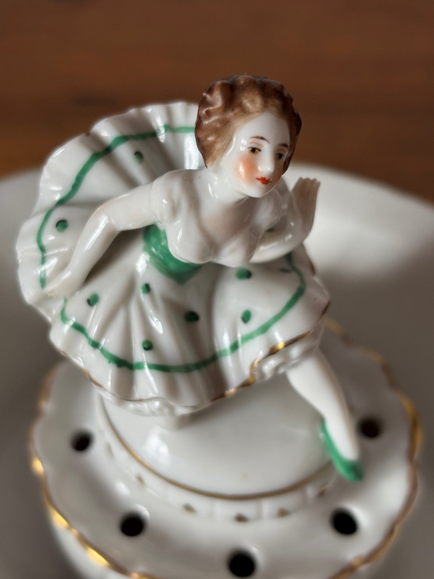 Volkstedt ballerina porcellana antica – vasetto portafiori restaurato da collezione