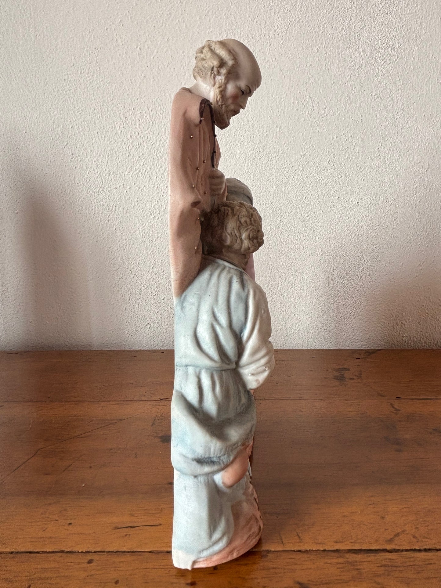 Statuetta della Sacra Famiglia in ceramica bisquit
