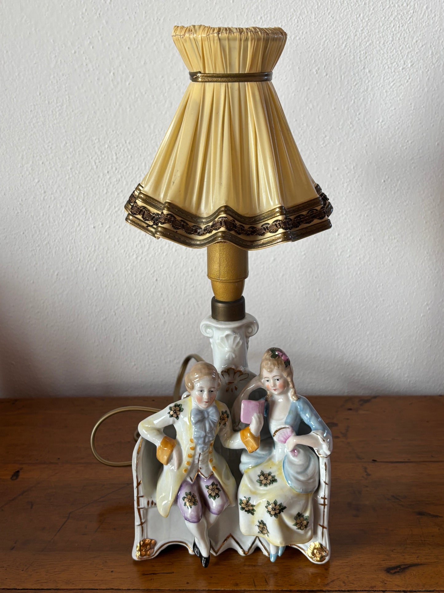 Lampada da tavolo vintage anni '50