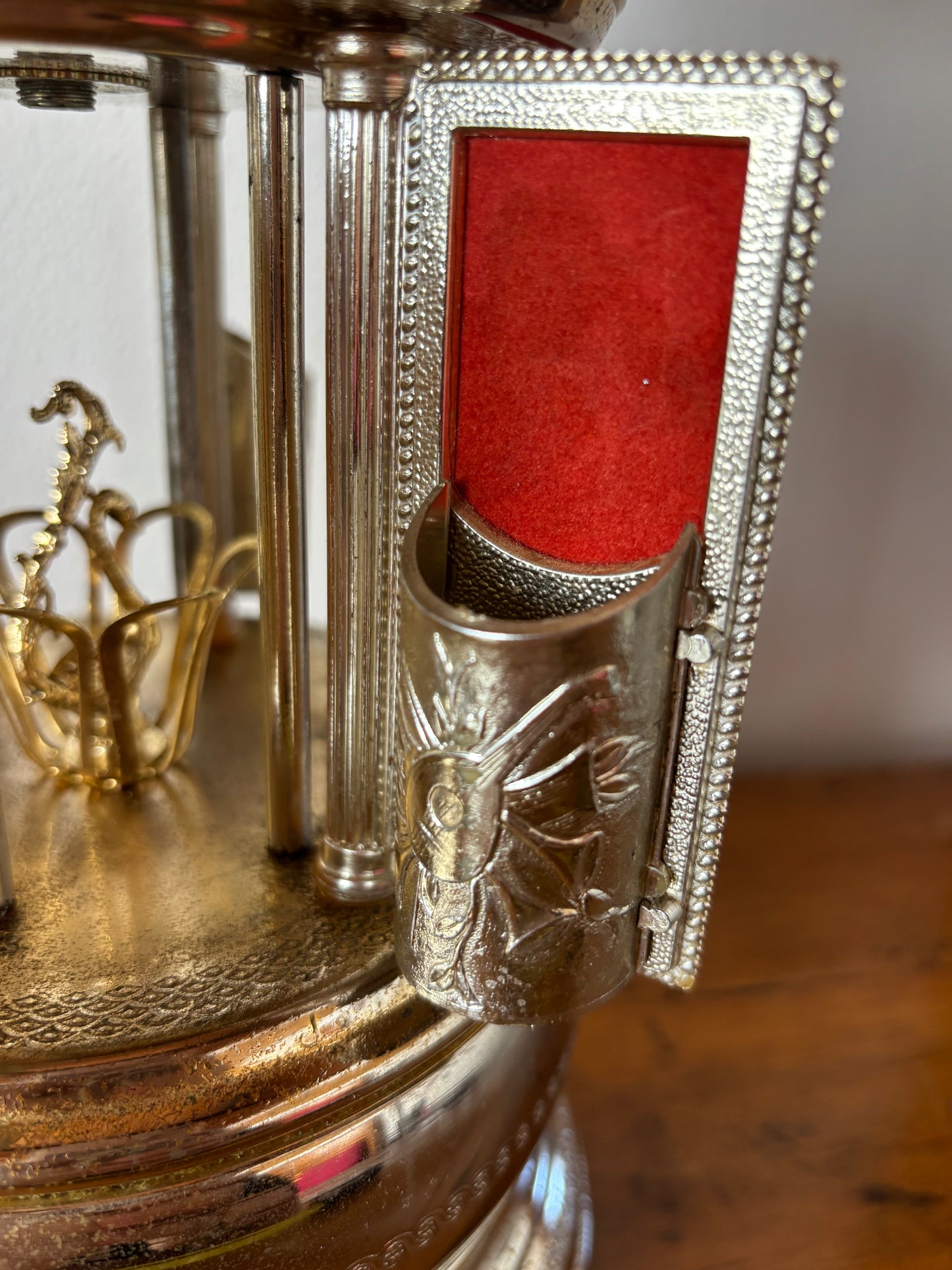 Portasigarette Carillon Musicale con Orologio Vintage Anni '60-'70