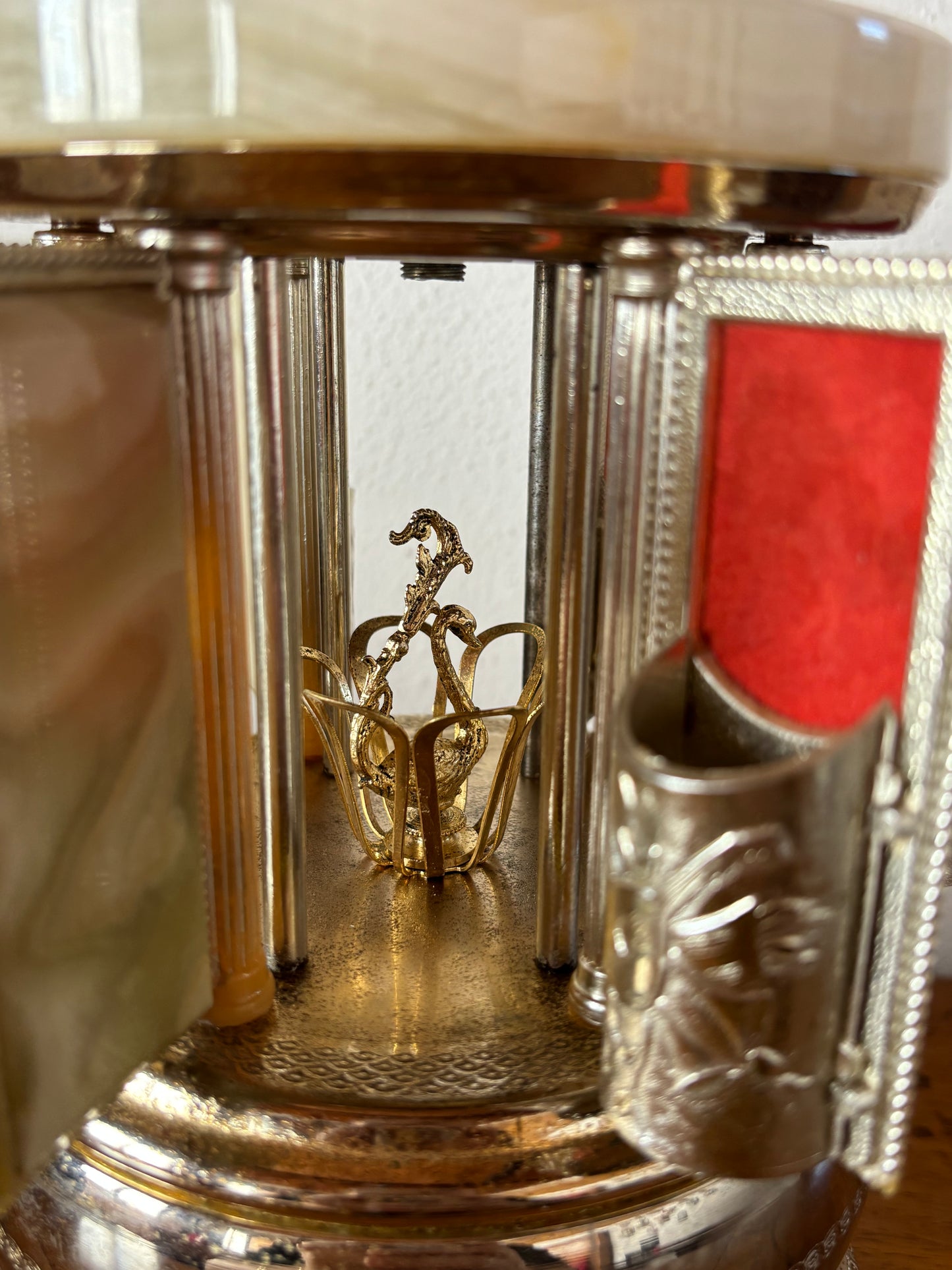 Portasigarette Carillon Musicale con Orologio Vintage Anni '60-'70