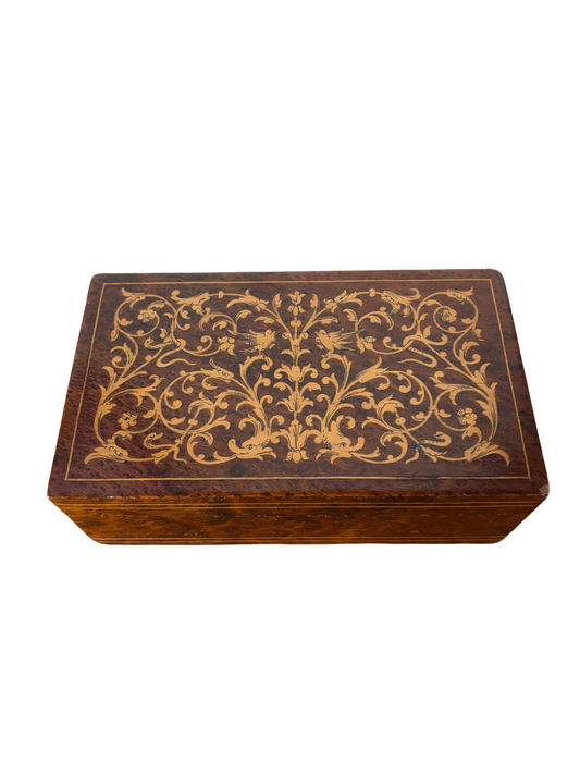 Vintage wooden inlaid jewelry box with music box – Timeless artisanal elegance