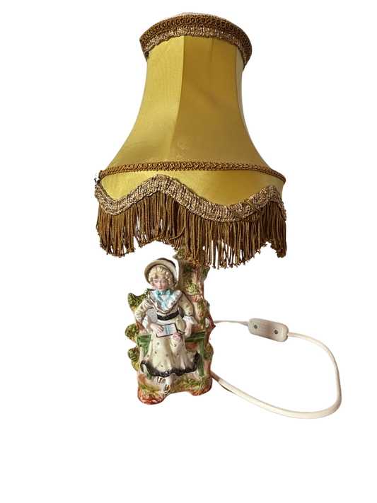 Lampada da Tavolo Vintage in Ceramica Bisquit