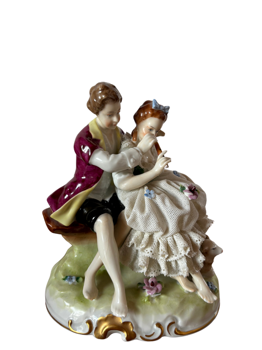 Statuetta Romantica marcata laboratorio Capodimonte