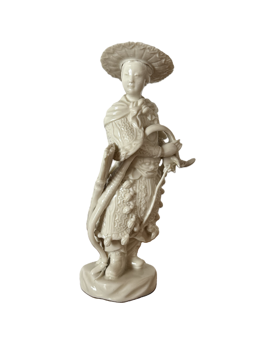Statuina in Ceramica Bianca Cinese – Arciere Tradizionale