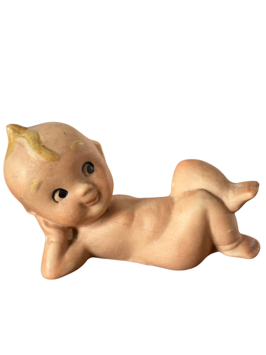Statuetta Vintage Bambino Disteso  – Stile Rose O'Neill Kewpie