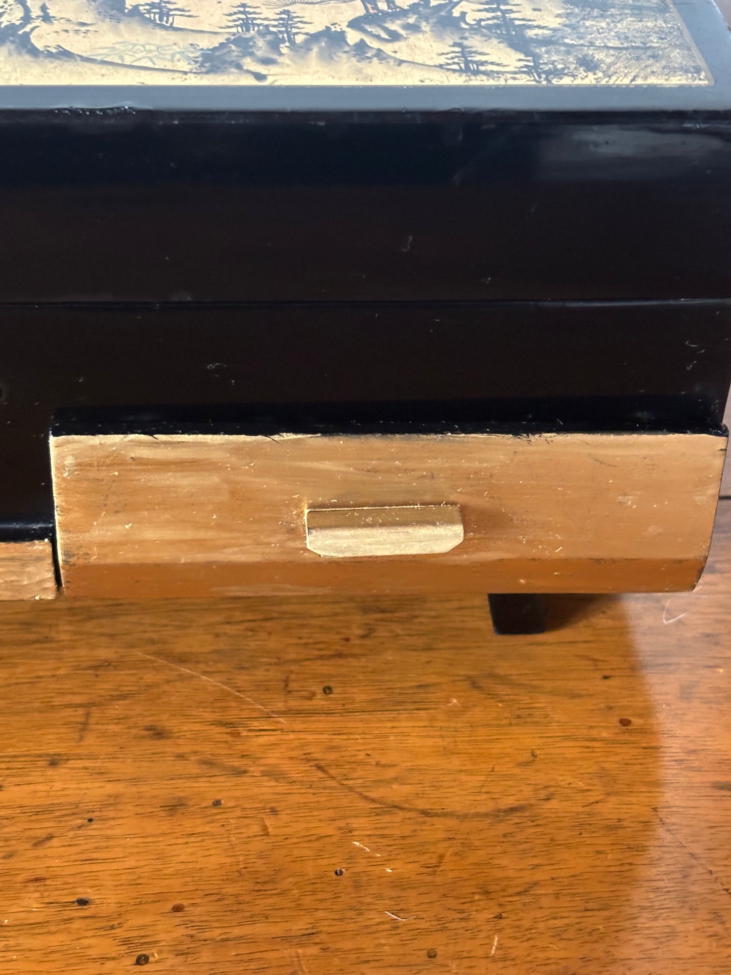 Large Japanese jewelry box with working music box and dancing geisha