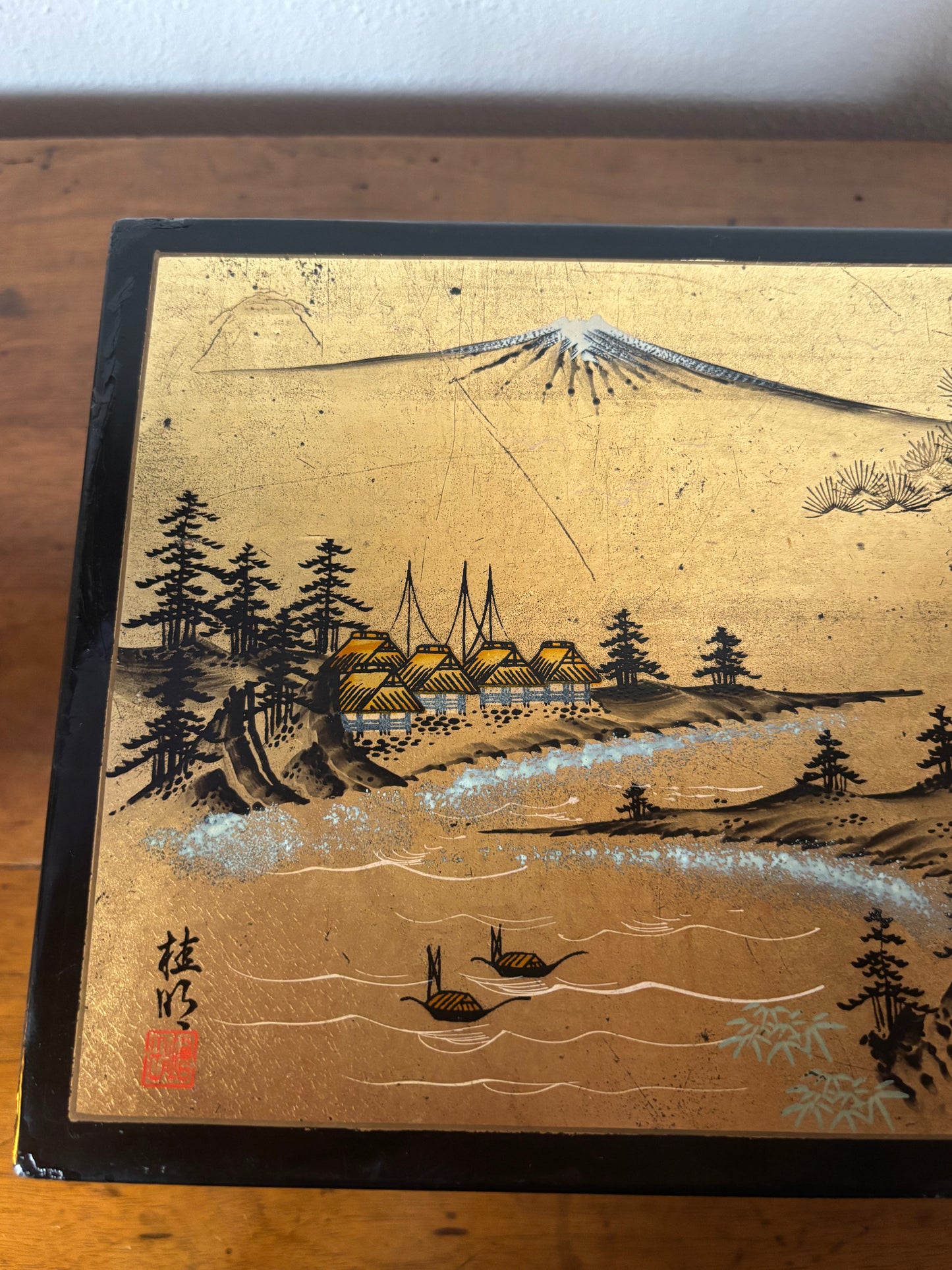 Large Japanese jewelry box with working music box and dancing geisha