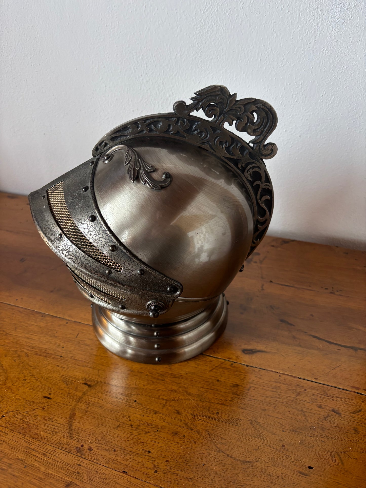 Vintage bar helmet with music box and liquor set