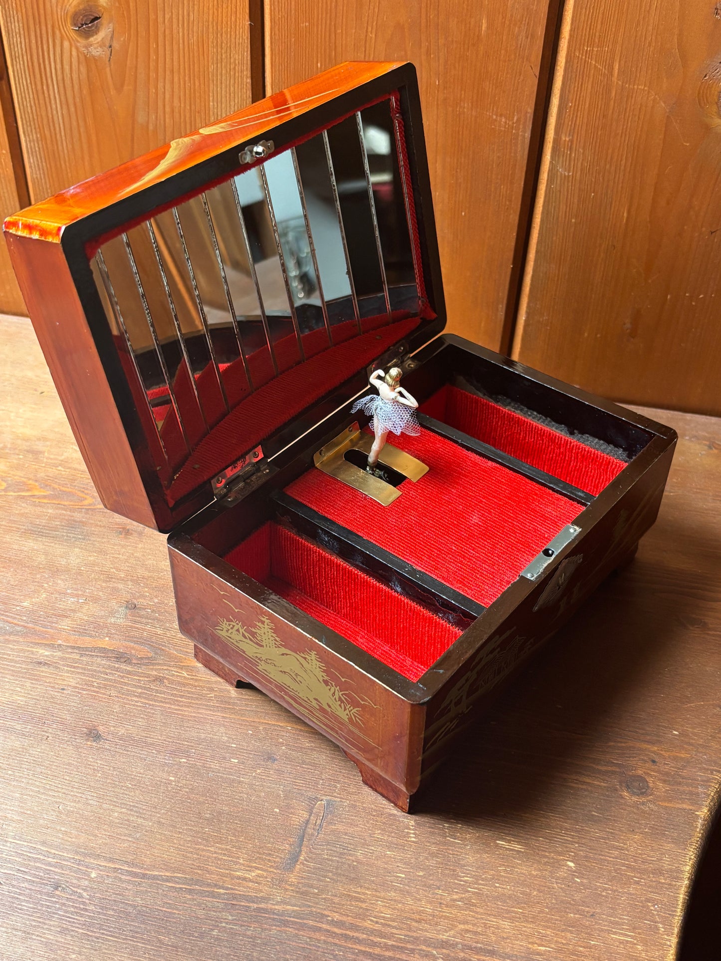 Portagioie bicolore con ballerina