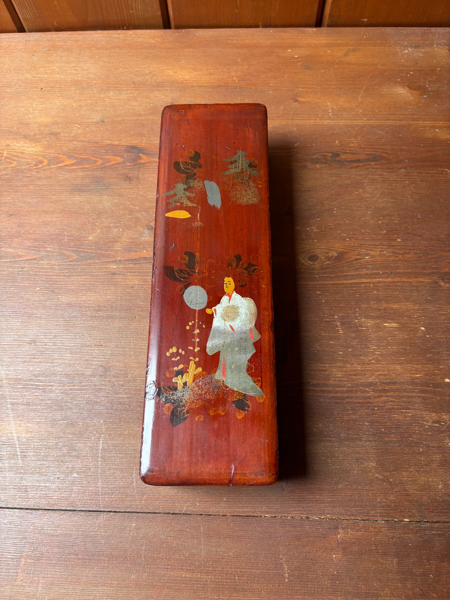 Scatola in legno stile giapponese