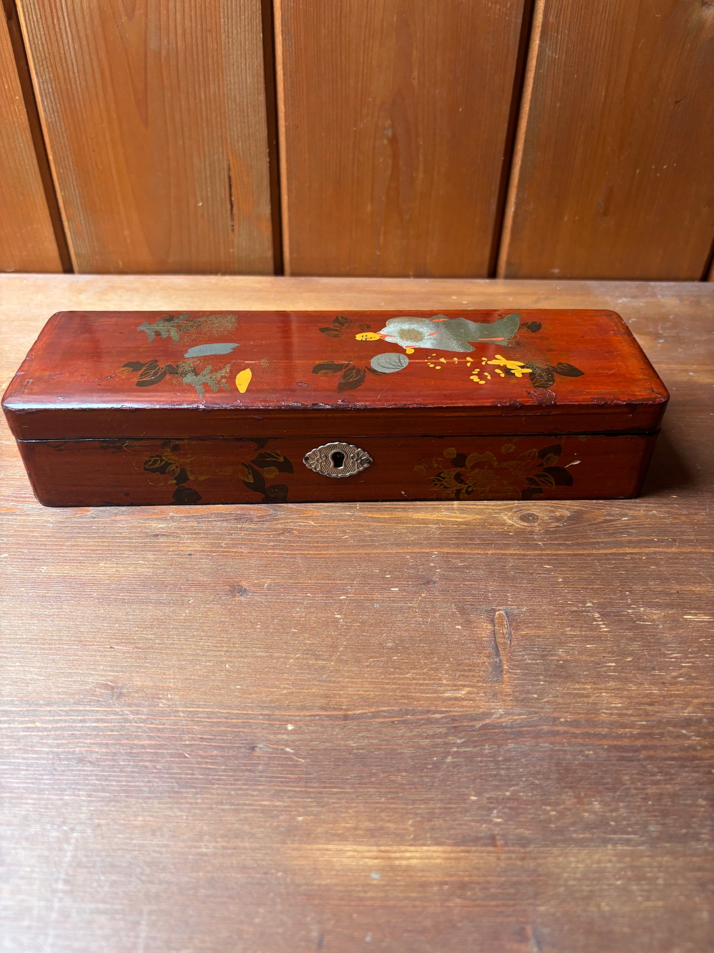 Scatola in legno stile giapponese