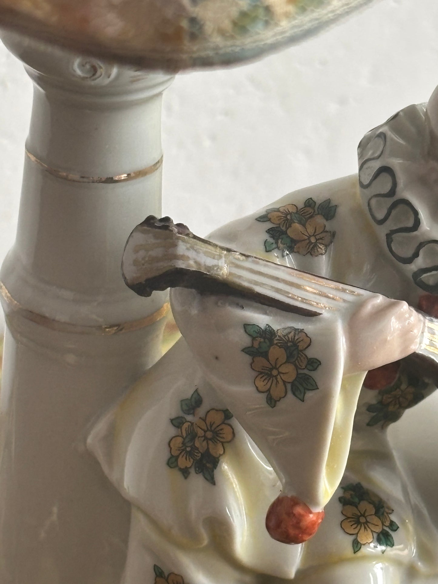 Lampada da Tavolo con Orologio a Carica