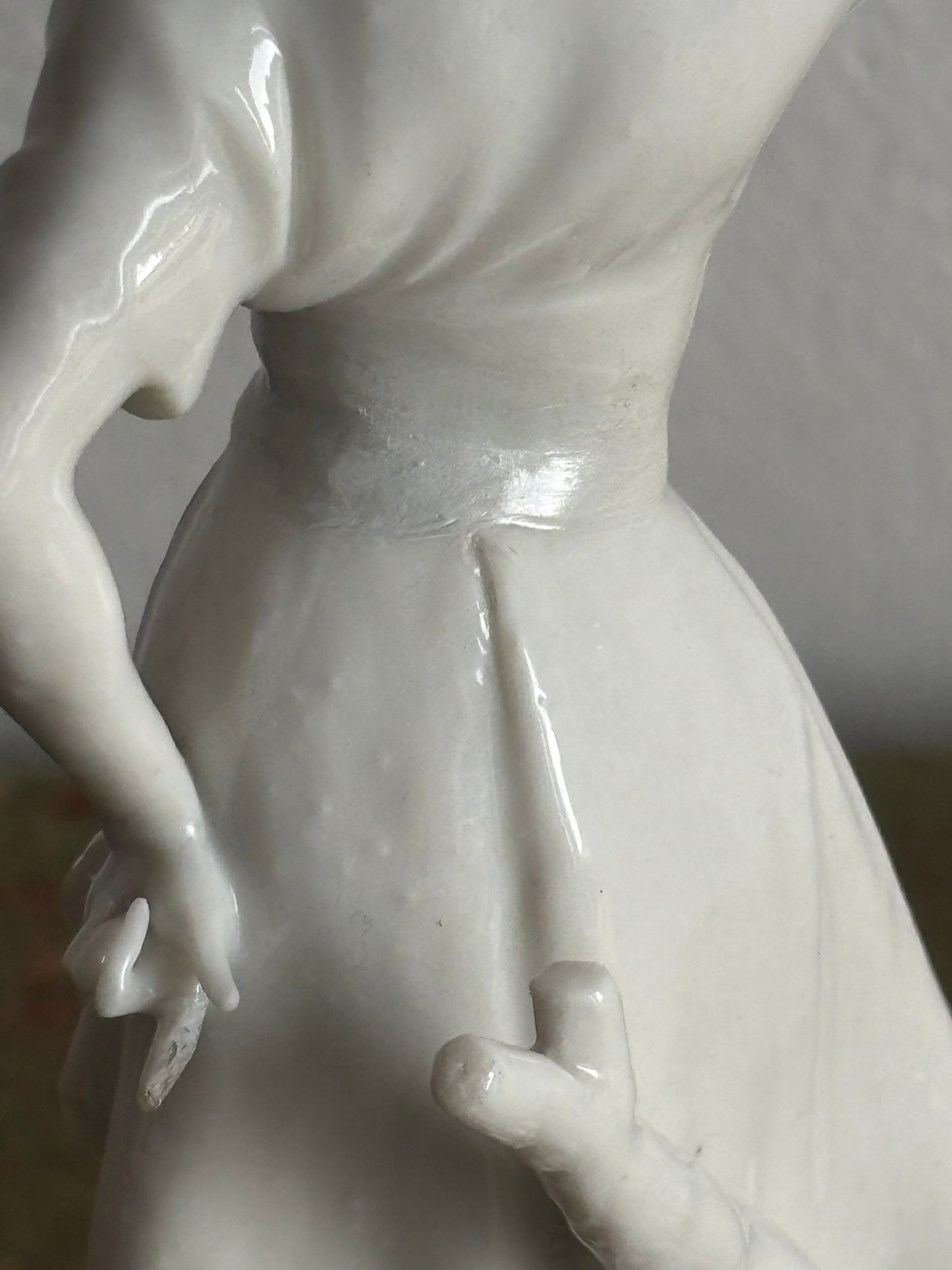 Statuetta Ginori in Porcellana Bianca con Marchio