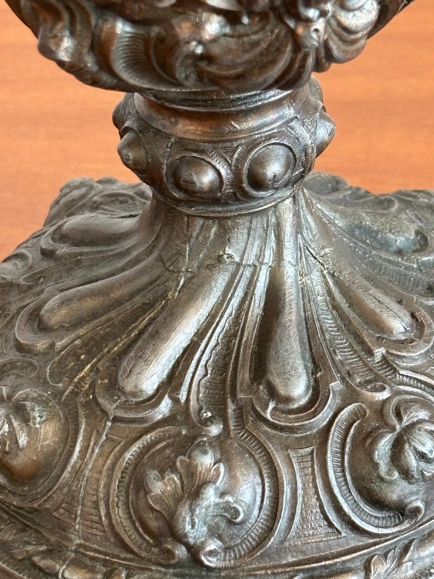 Lampada ad olio vintage in metallo – Fascino retrò e atmosfera calda