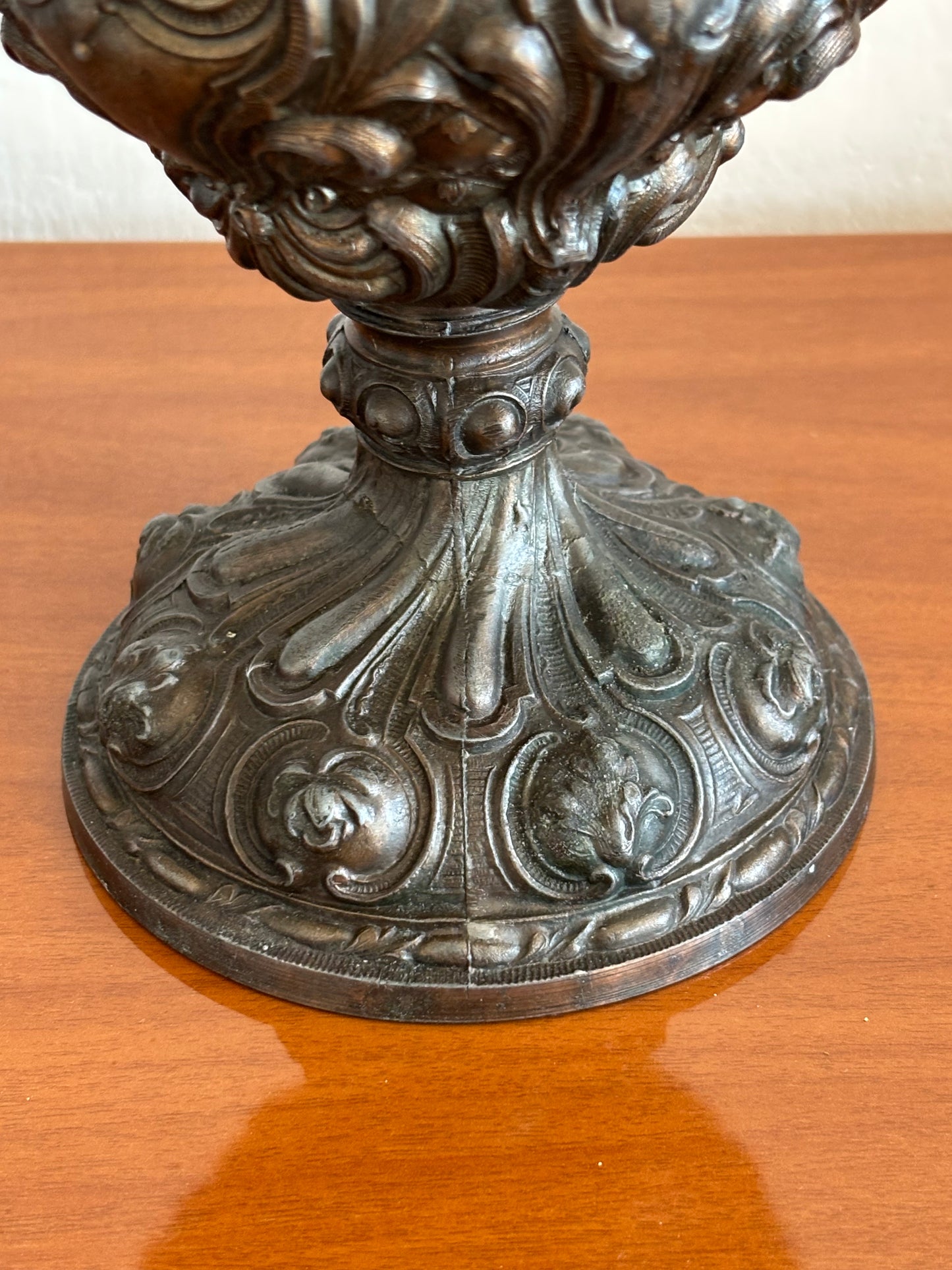 Lampada ad olio vintage in metallo – Fascino retrò e atmosfera calda