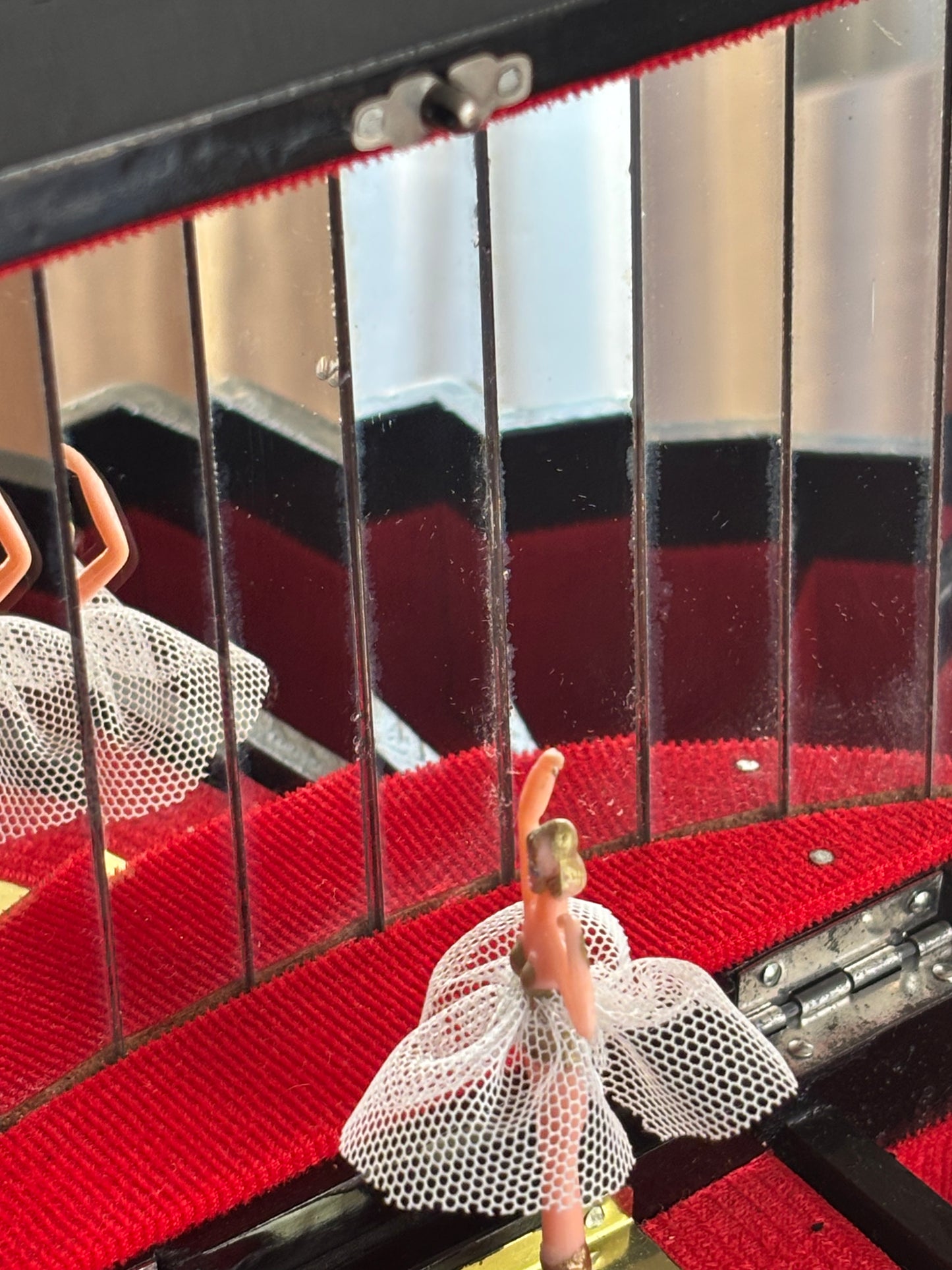 Portagioie Giapponese con Carillon e Ballerina