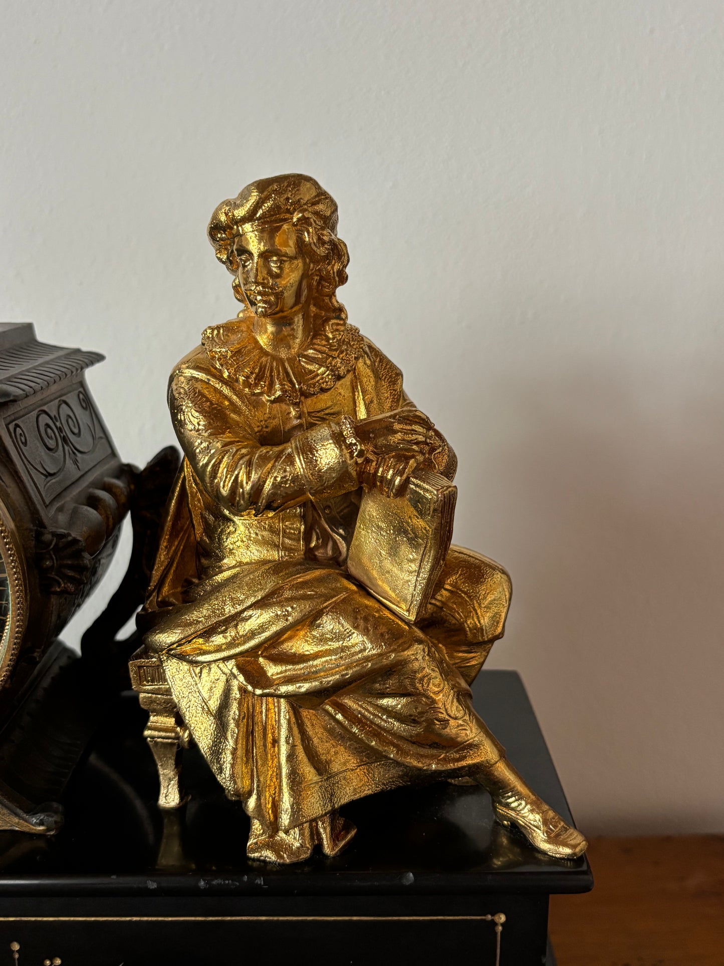 Orologio in marmo nero