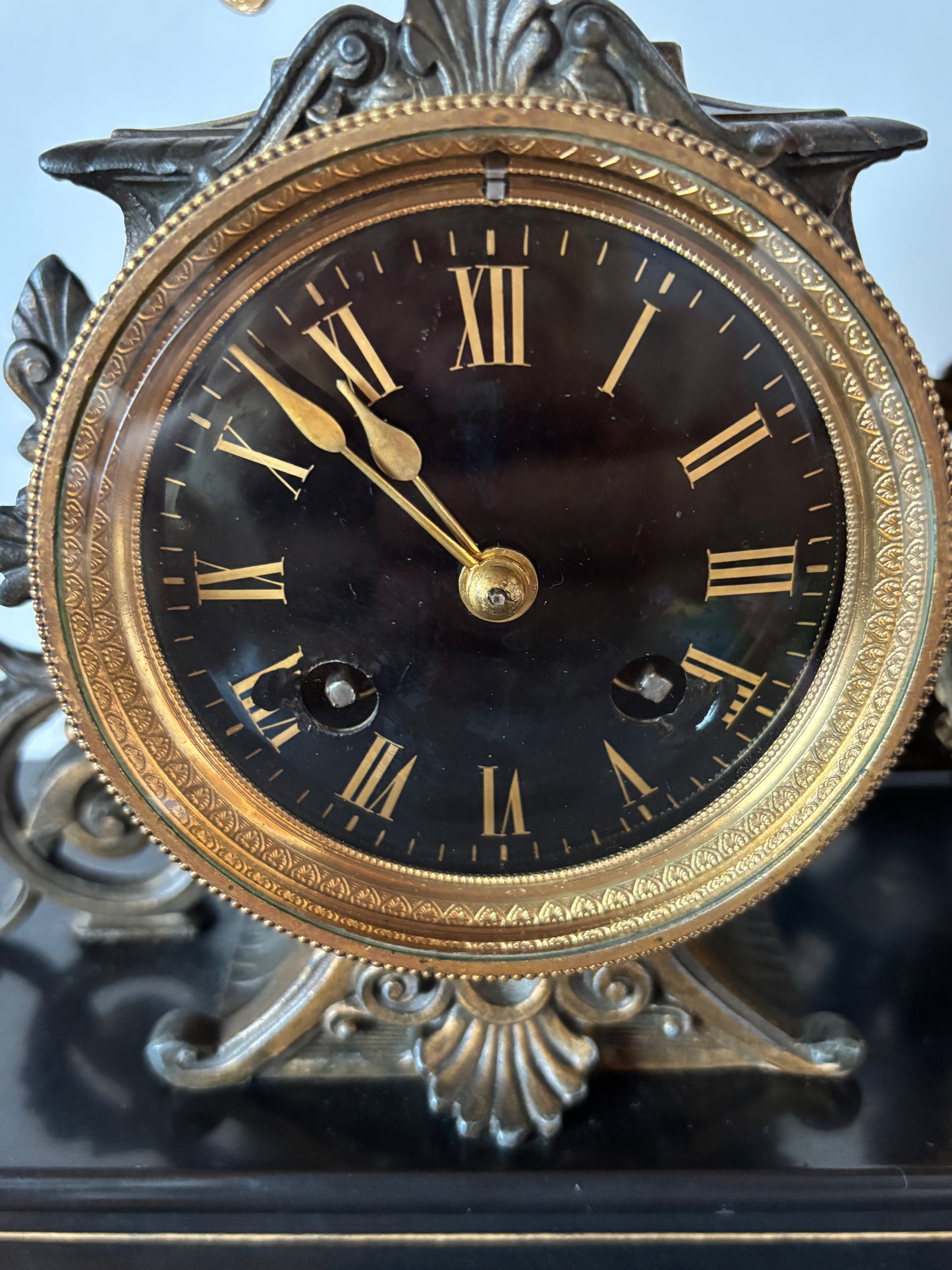 Orologio in marmo nero