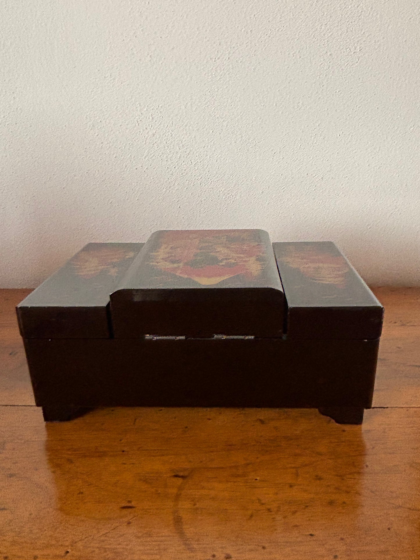 Portagioie giapponese vintage con carillon funzionante – laccatura nera e interni in velluto rosso