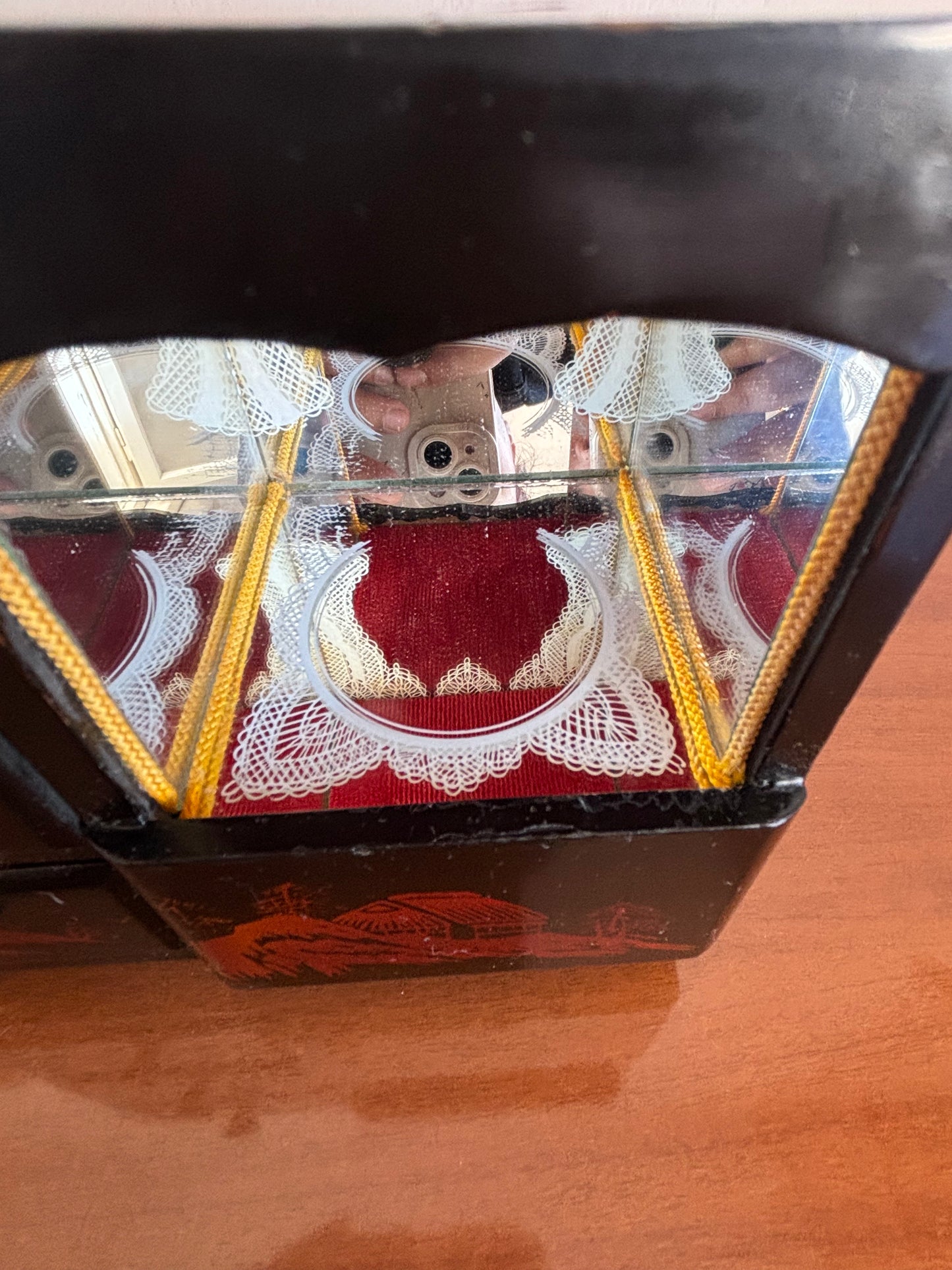 Portagioie giapponese con manici circolari e ballerina magnetica