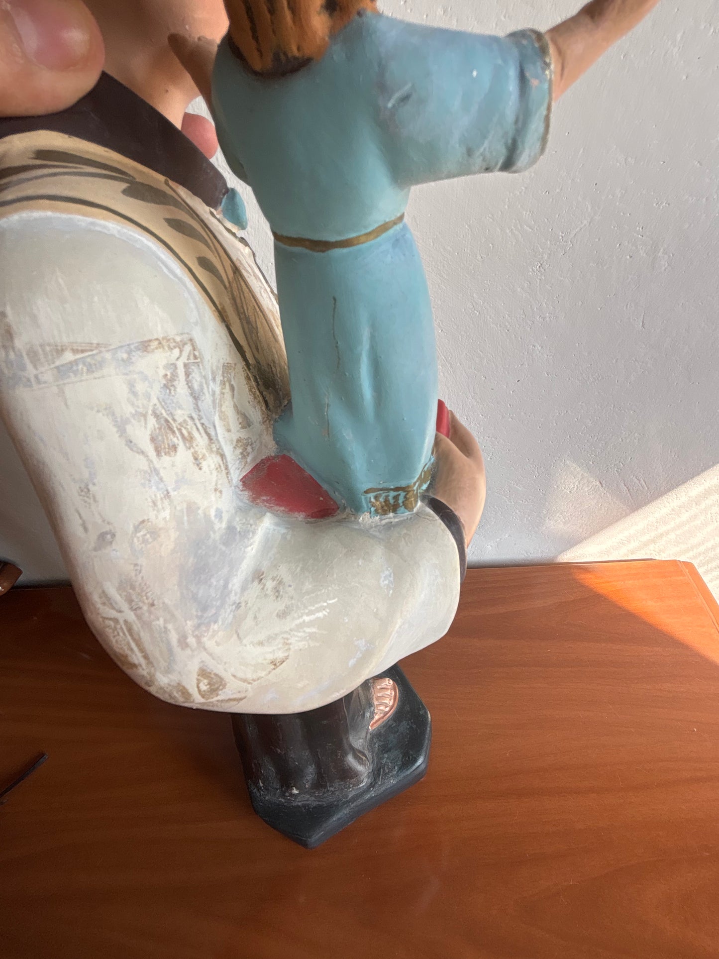 Statua di Sant’Antonio con Gesù Bambino in gesso – Restaurata, con occhi in vetro e aureola rimovibile