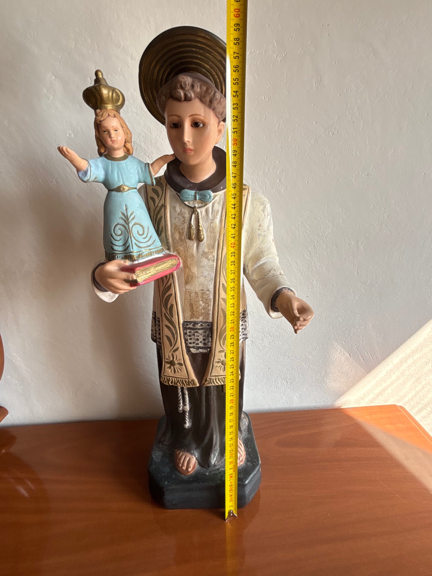 Statua di Sant’Antonio con Gesù Bambino in gesso – Restaurata, con occhi in vetro e aureola rimovibile