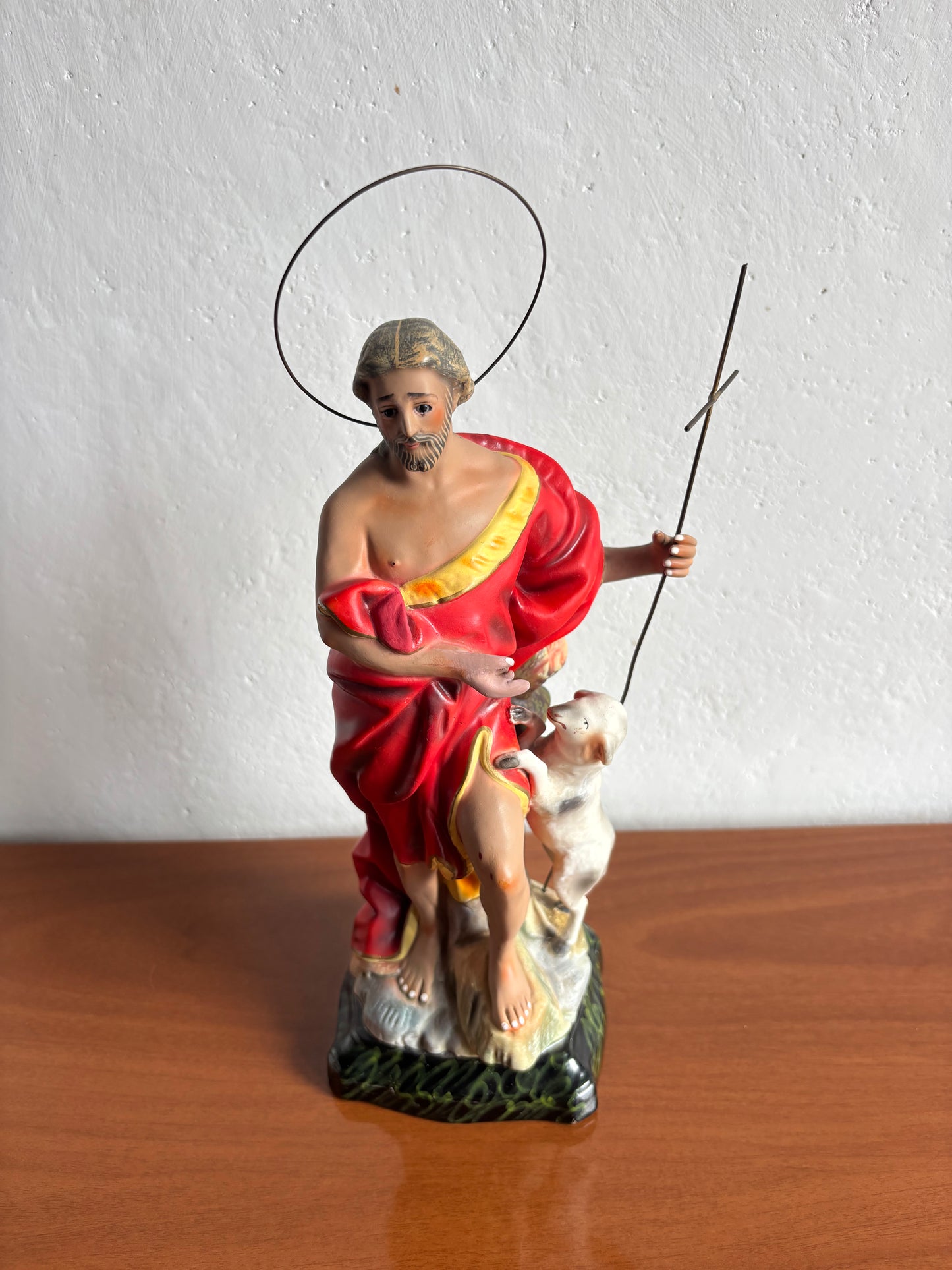 Statua in terracotta di San Giovanni Battista con occhi di vetro