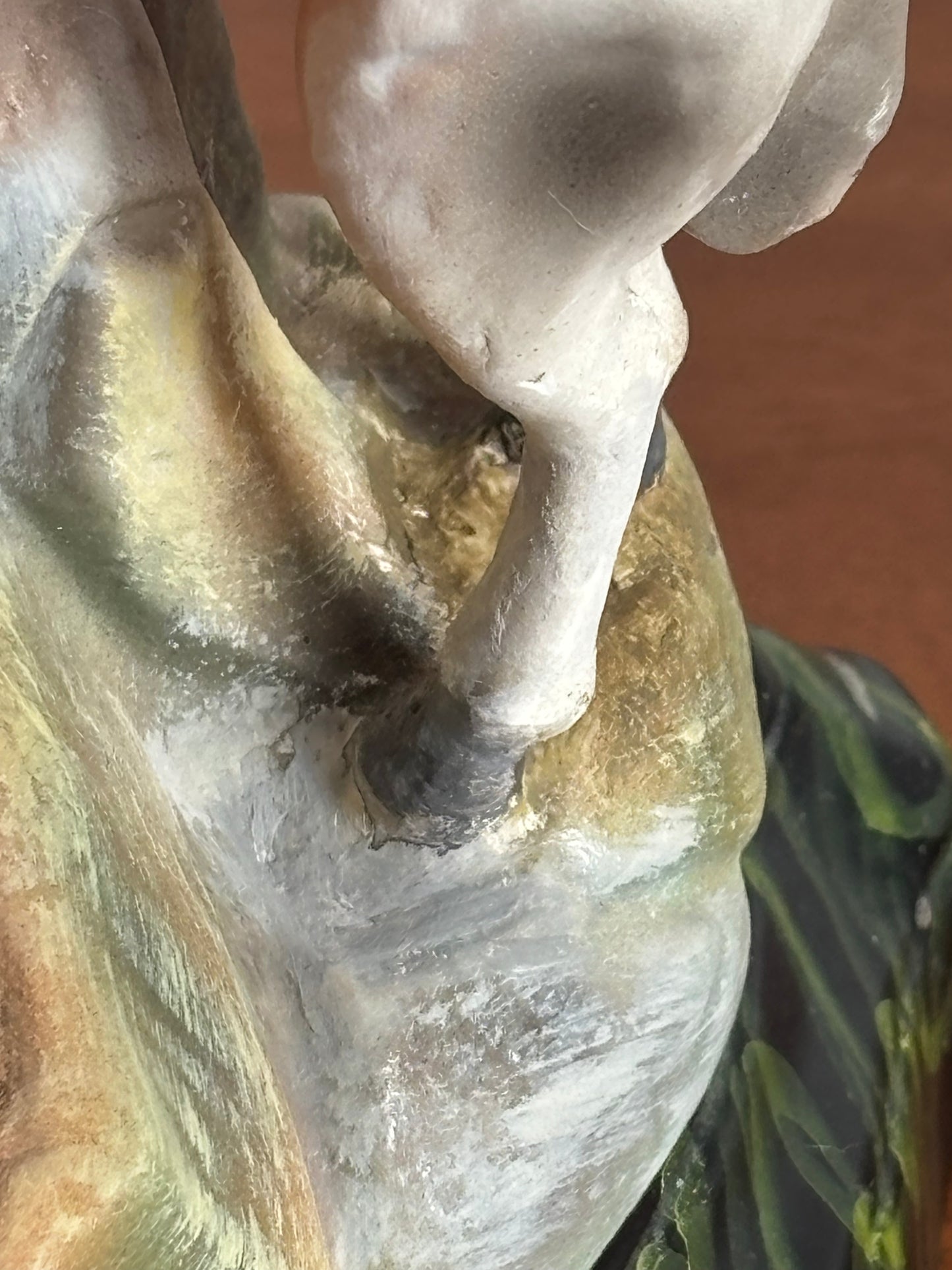 Statua in terracotta di San Giovanni Battista con occhi di vetro