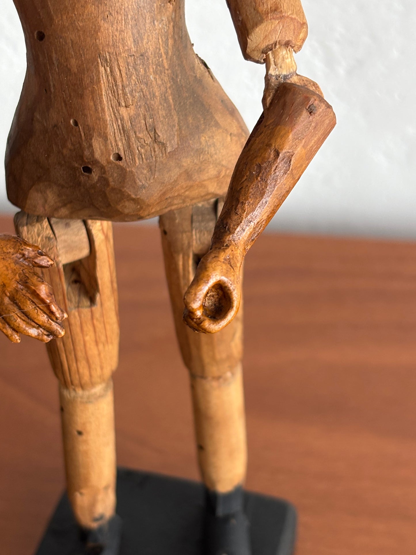 Figura articolata lignea italiana, XX secolo