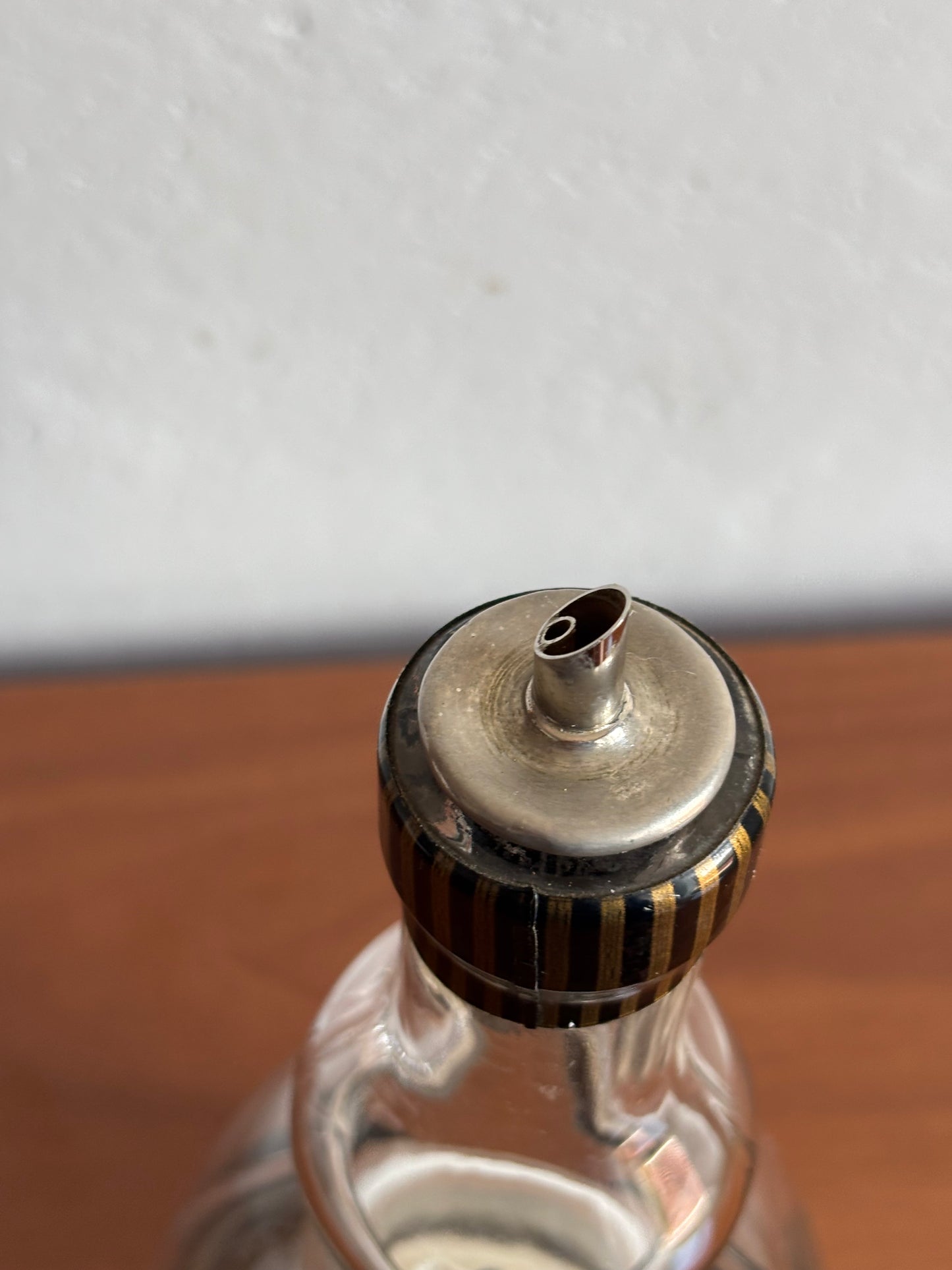 Musikflasche mit Tänzern