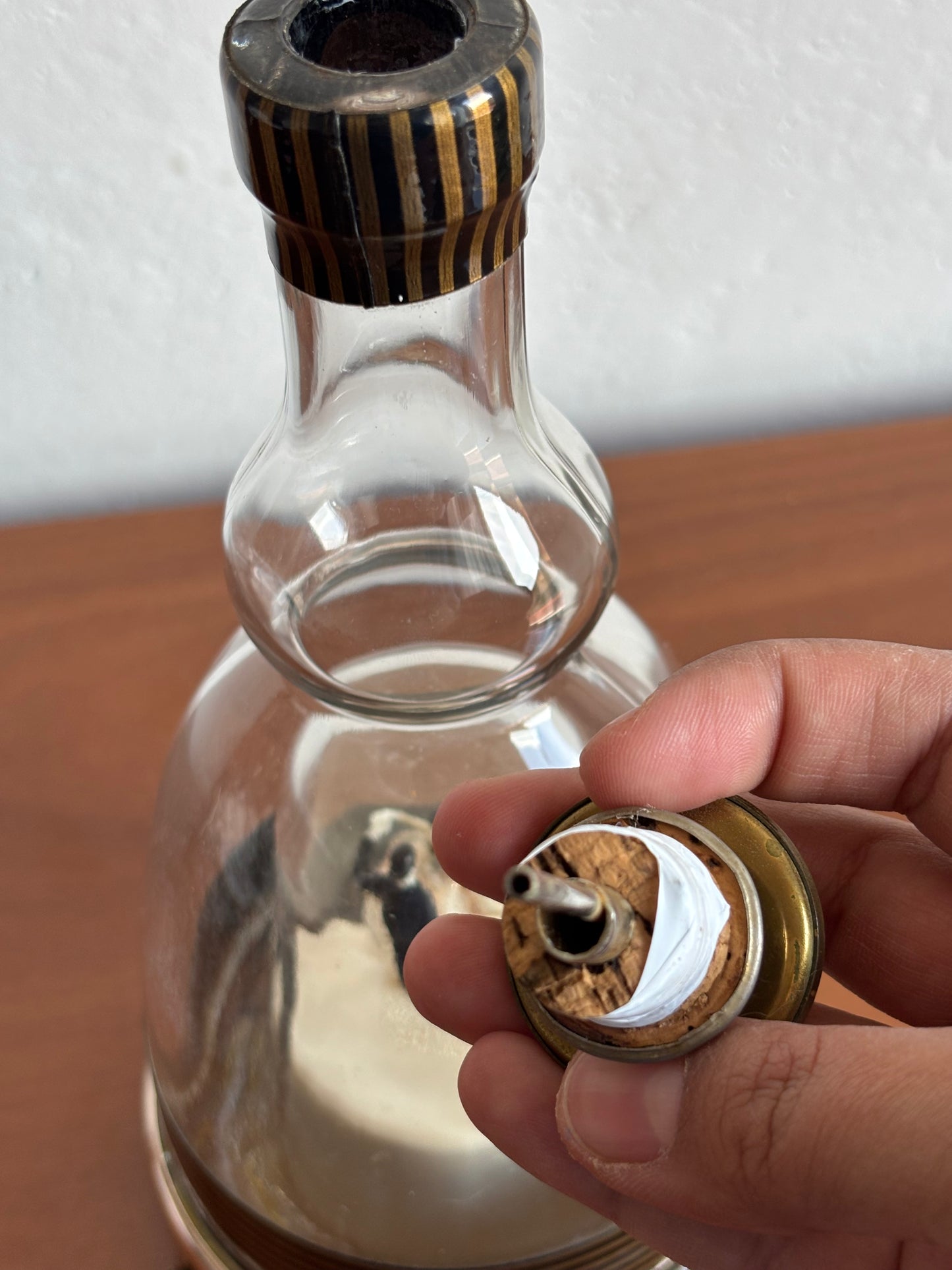 Musikflasche mit Tänzern