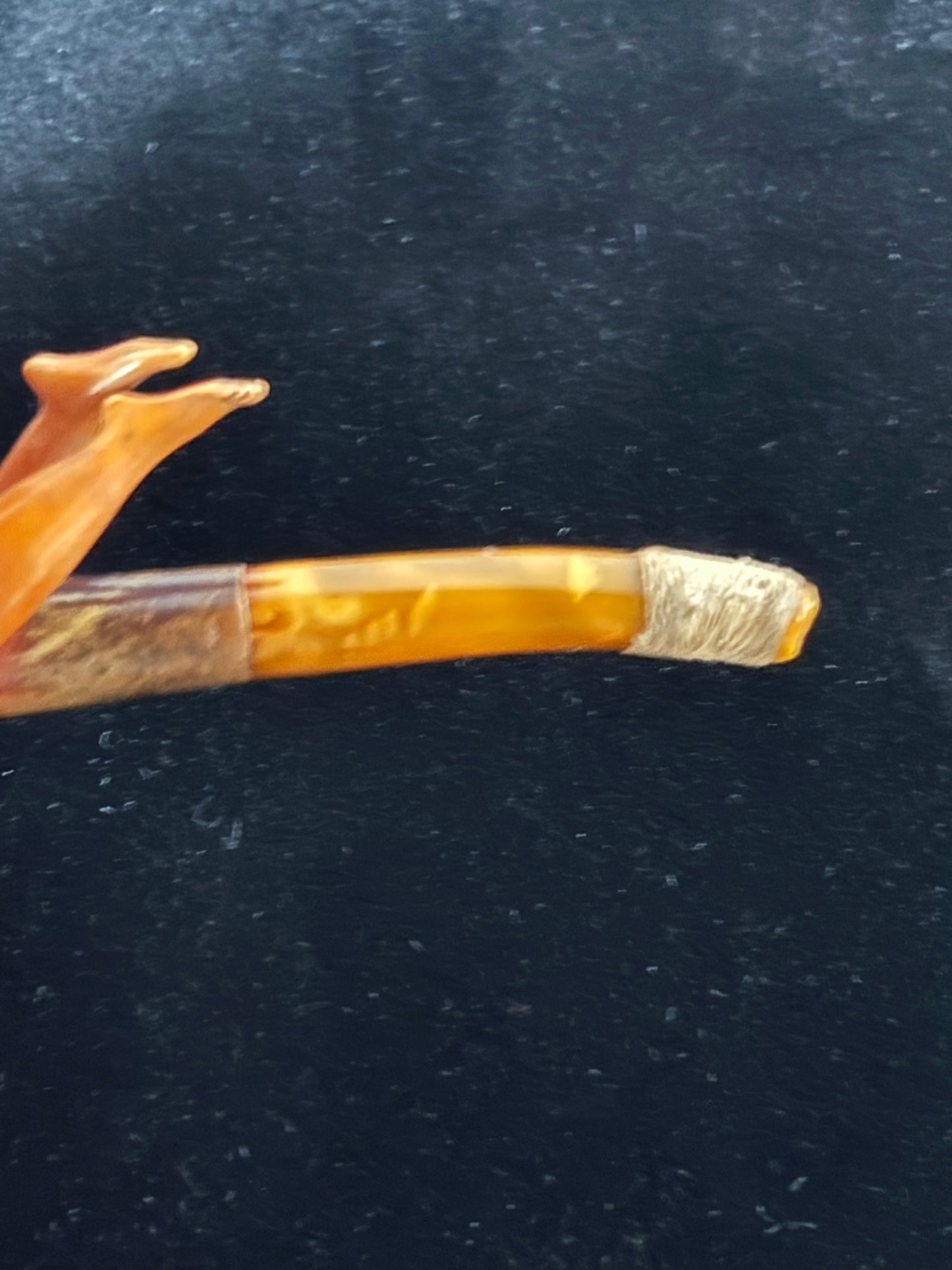 Antike Meerschaumpfeife – Geflügelte Frau mit Füllhorn – Dekorative Kunst, 19.–20. Jahrhundert