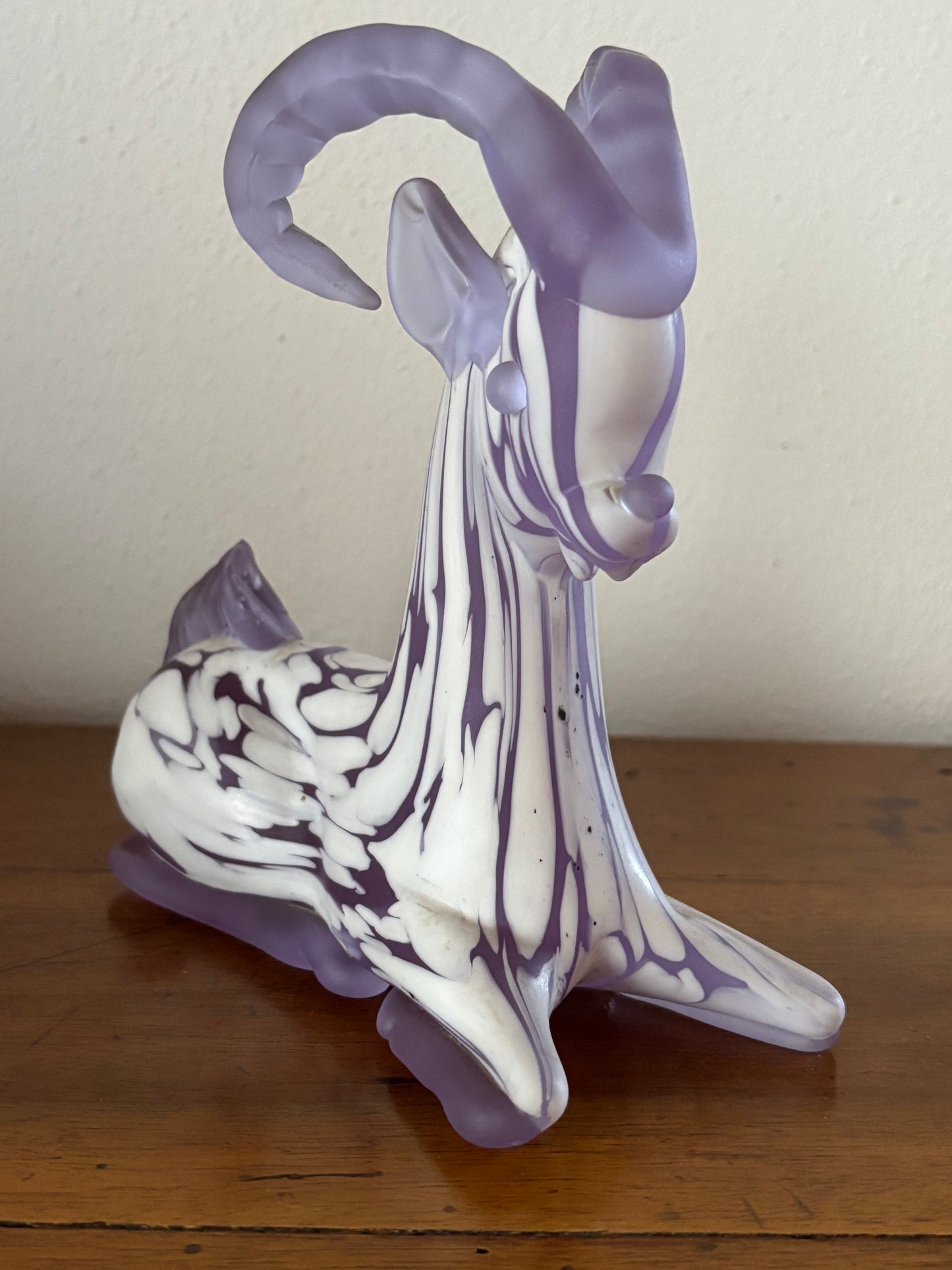 Mountain Goat in Glass – Handmade Violet and White Sculpture