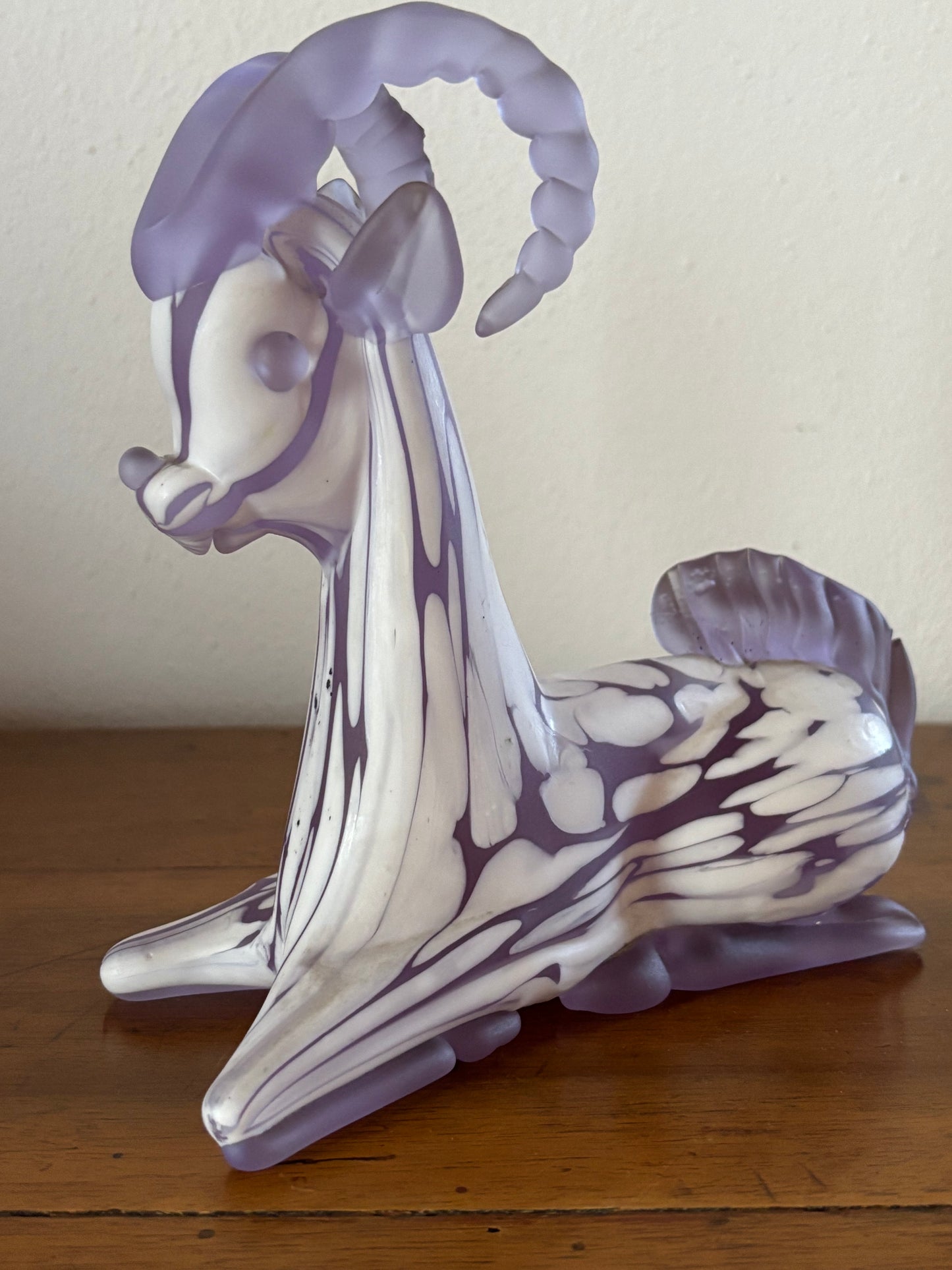 Mountain Goat in Glass – Handmade Violet and White Sculpture