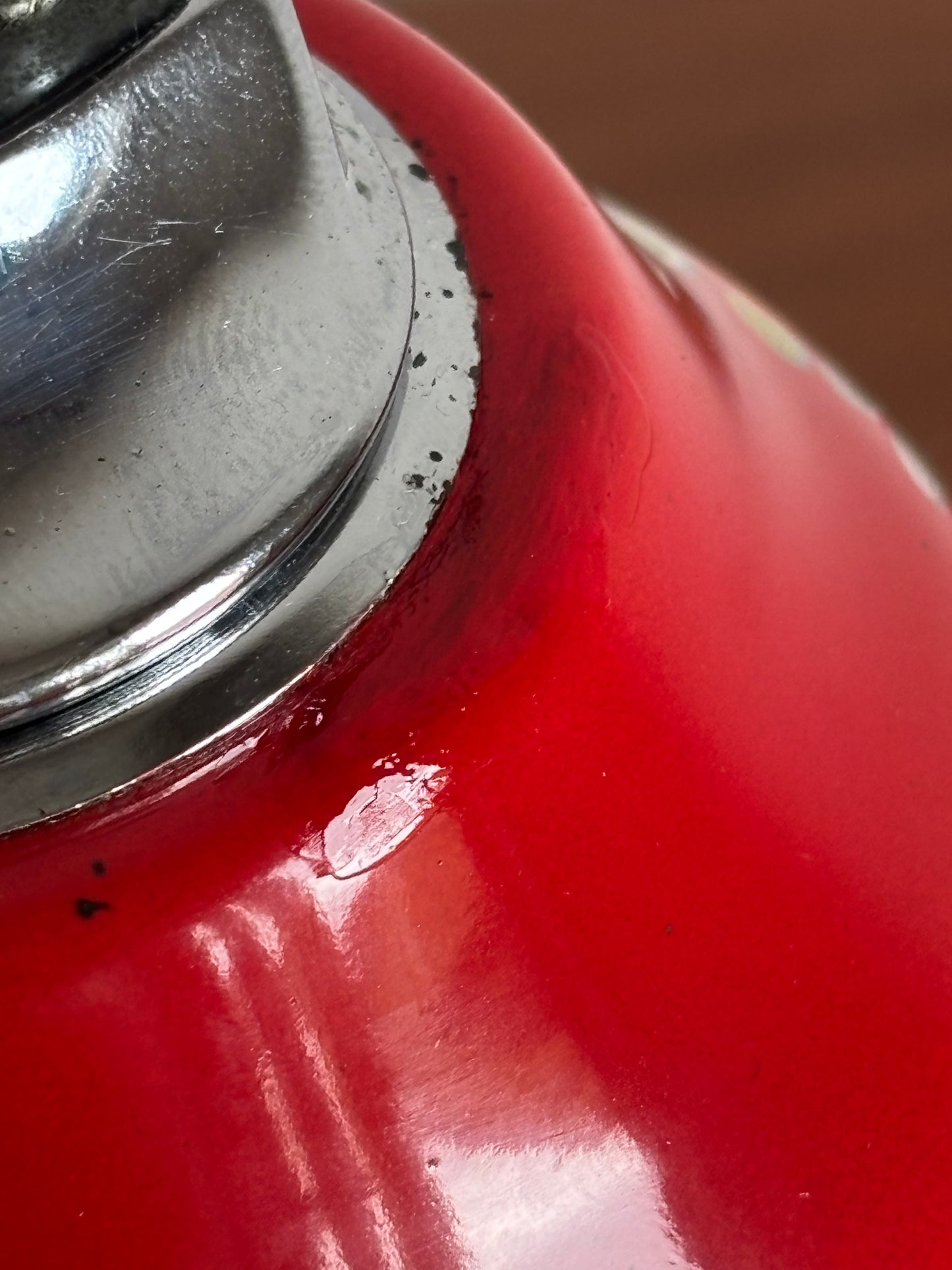Vintage‑Feuerzeug mit Reuge‑Spieluhr