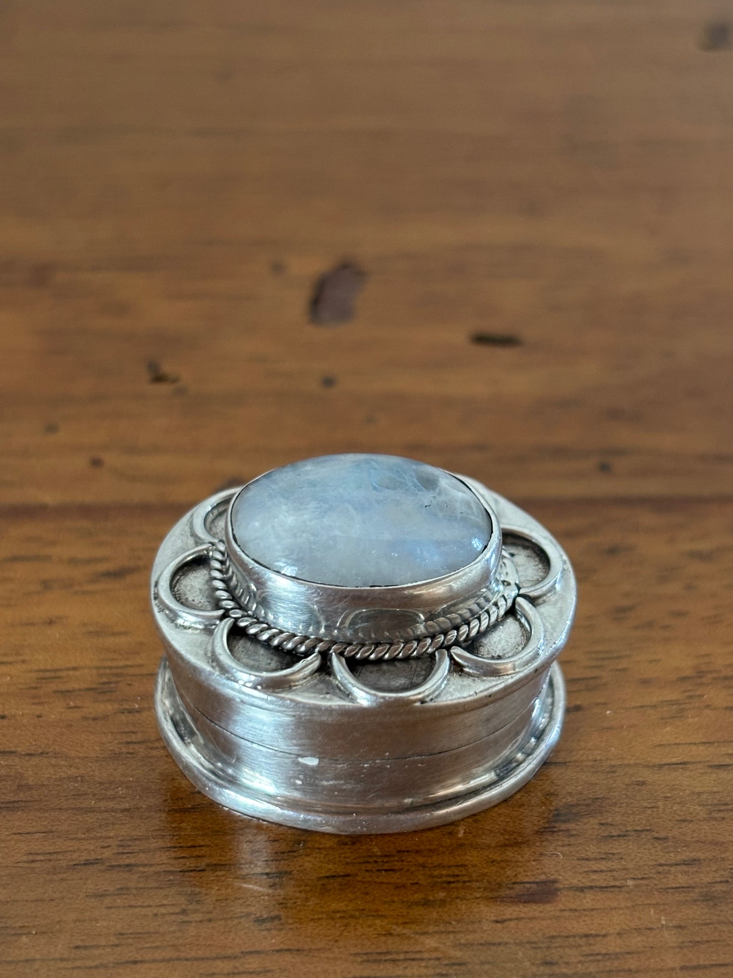 Portapillole Vintage in Argento 925 - Eleganza Retrò e Artigianato d’Epoca