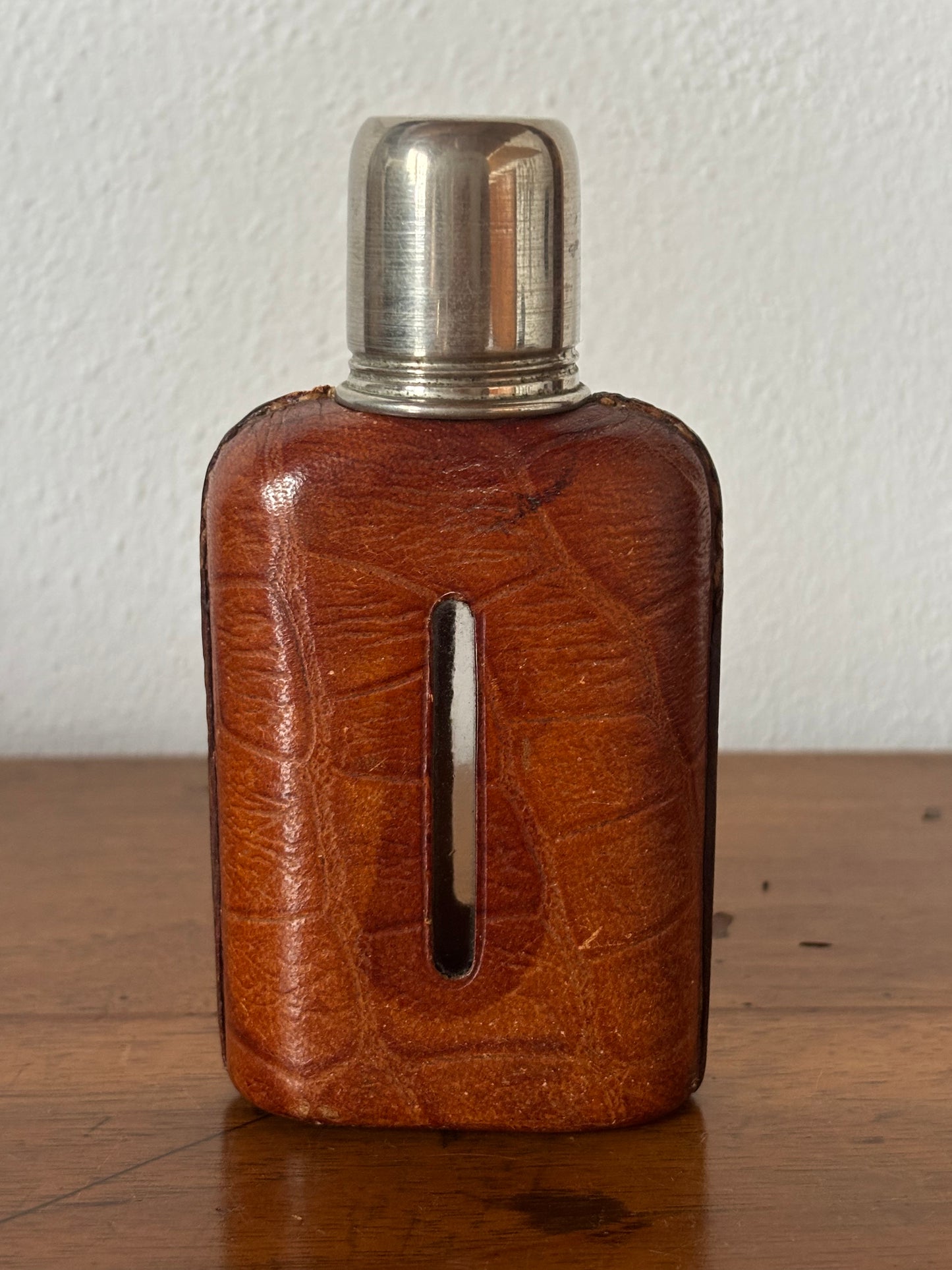 Fiaschetta Tascabile Vintage in Vetro con Rivestimento e Tappo in Metallo