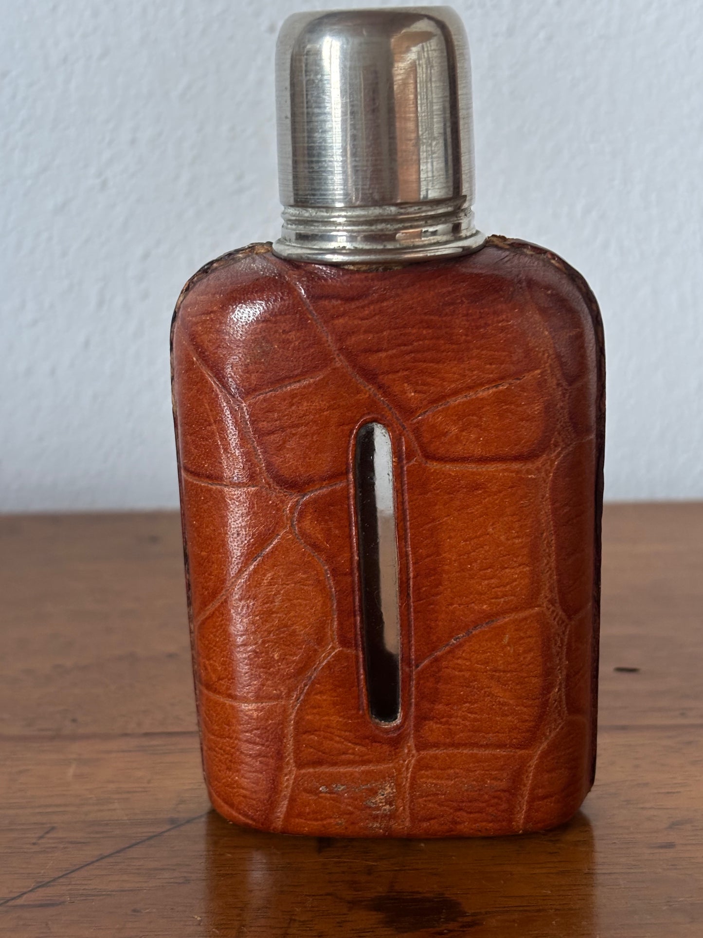 Fiaschetta Tascabile Vintage in Vetro con Rivestimento e Tappo in Metallo
