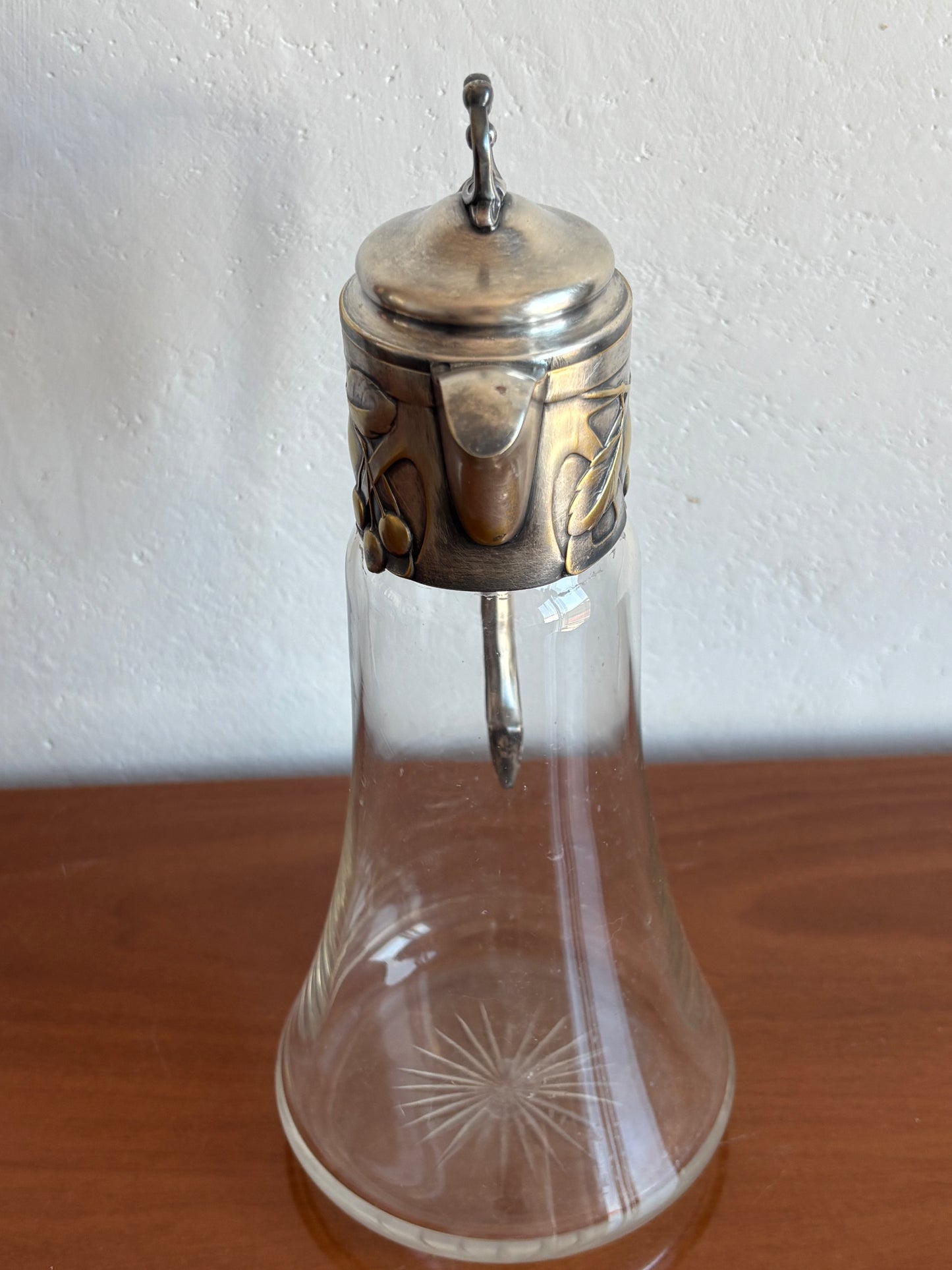 Vintage Liberty‑Style Carafe in Glass and Silvered Metal – Timeless Elegance