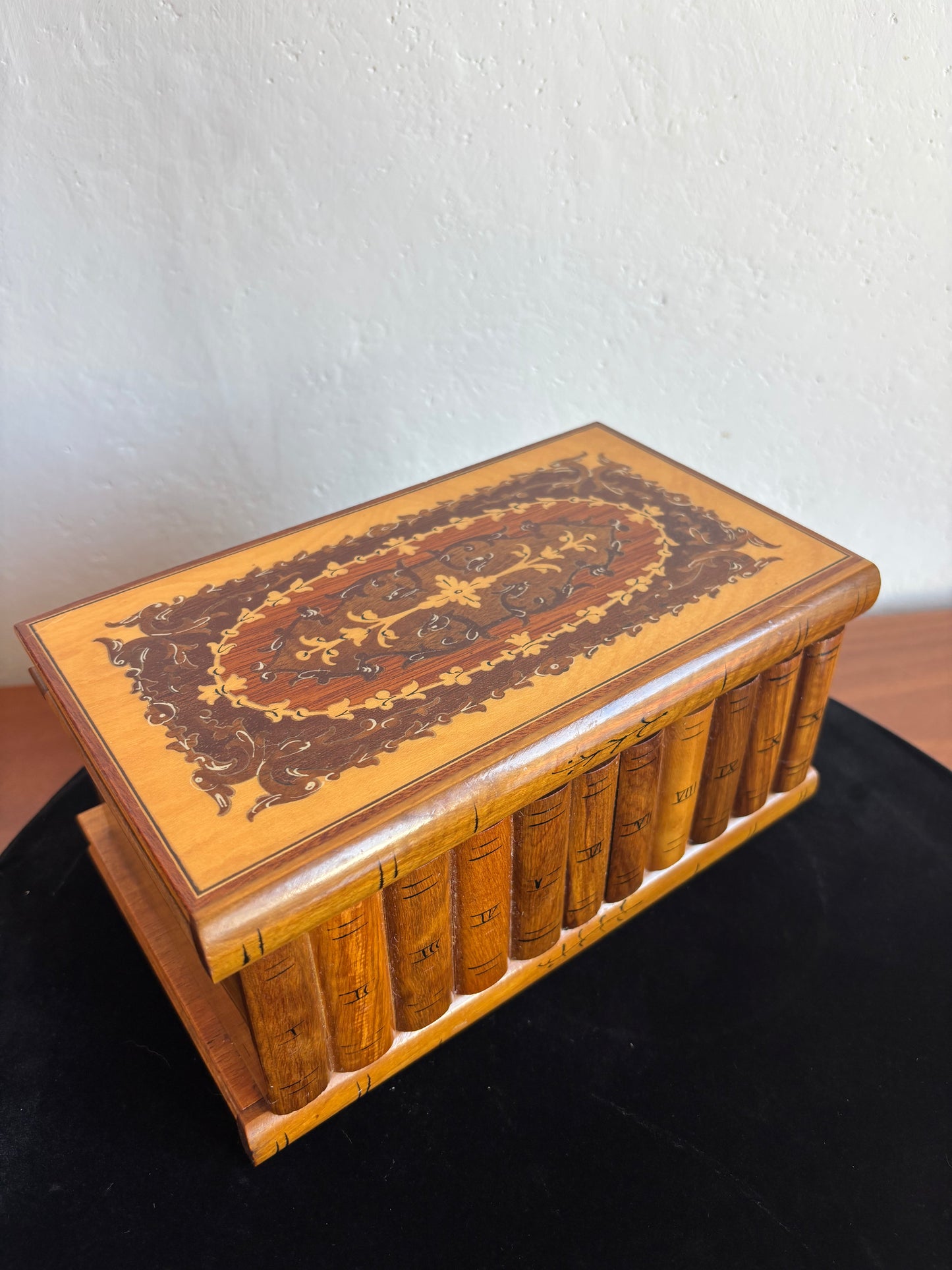 Vintage Sorrento Puzzle Box in Wood