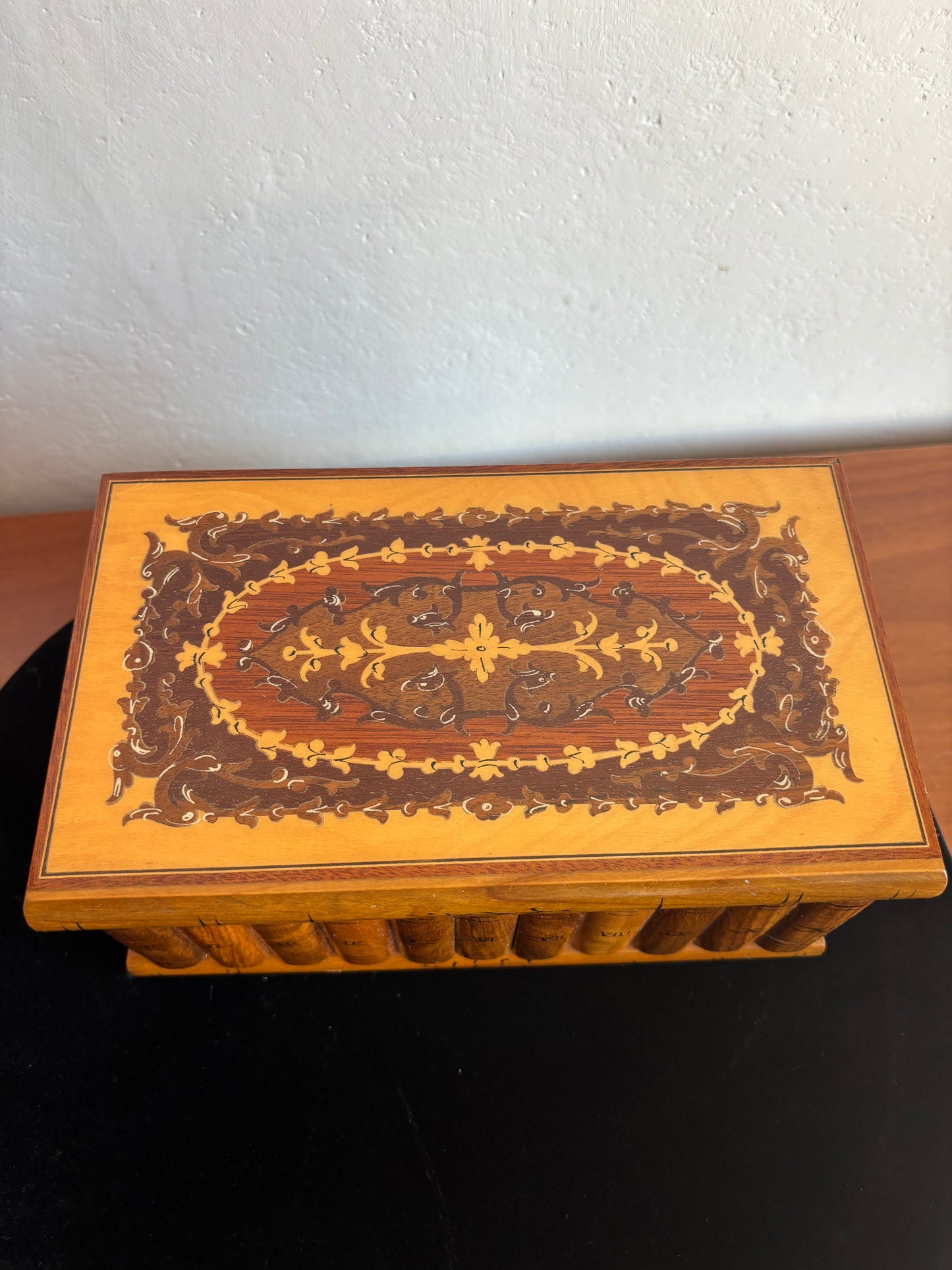 Vintage Sorrento Puzzle Box in Wood