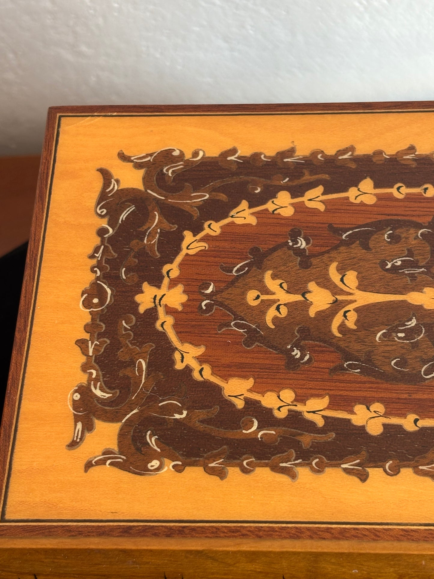 Vintage Sorrento Puzzle Box in Wood