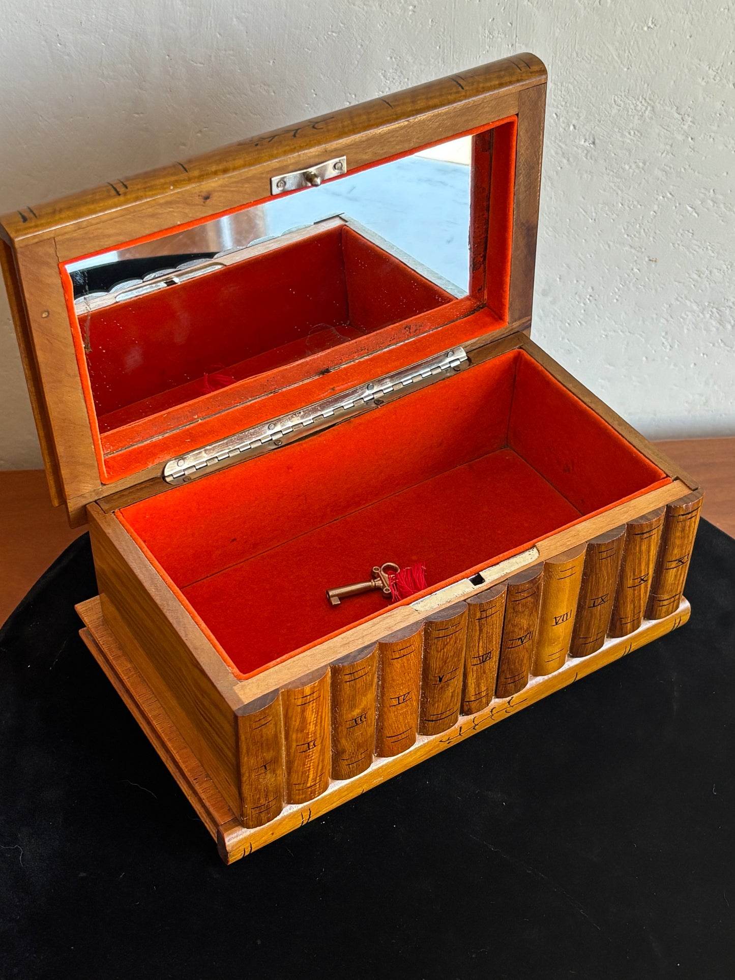 Vintage Sorrento Puzzle Box in Wood