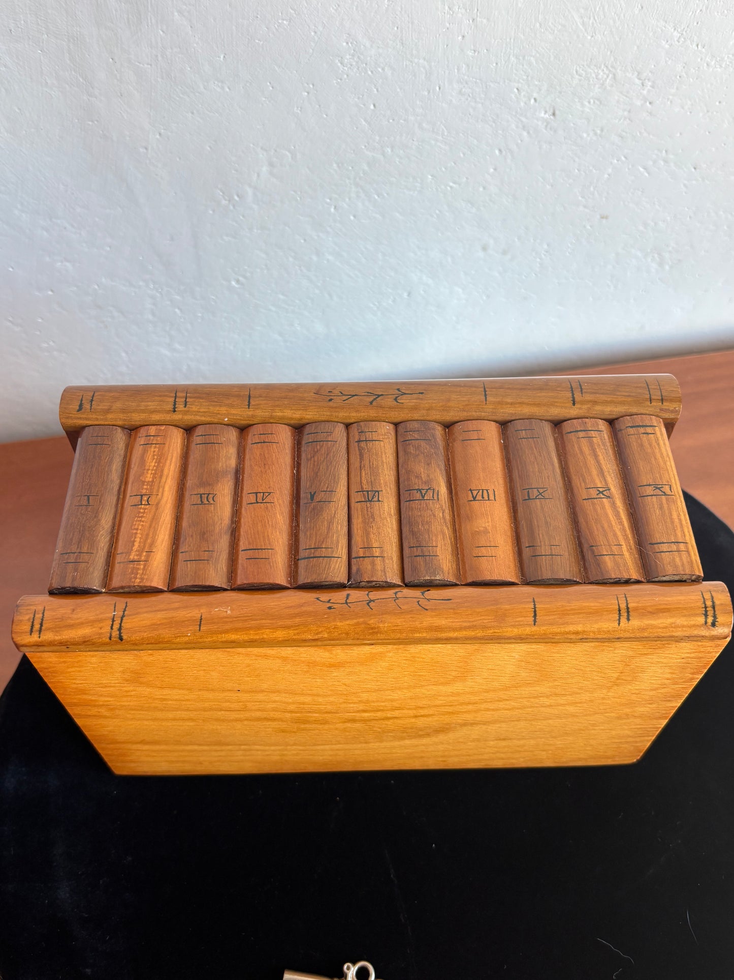 Vintage Sorrento Puzzle Box in Wood