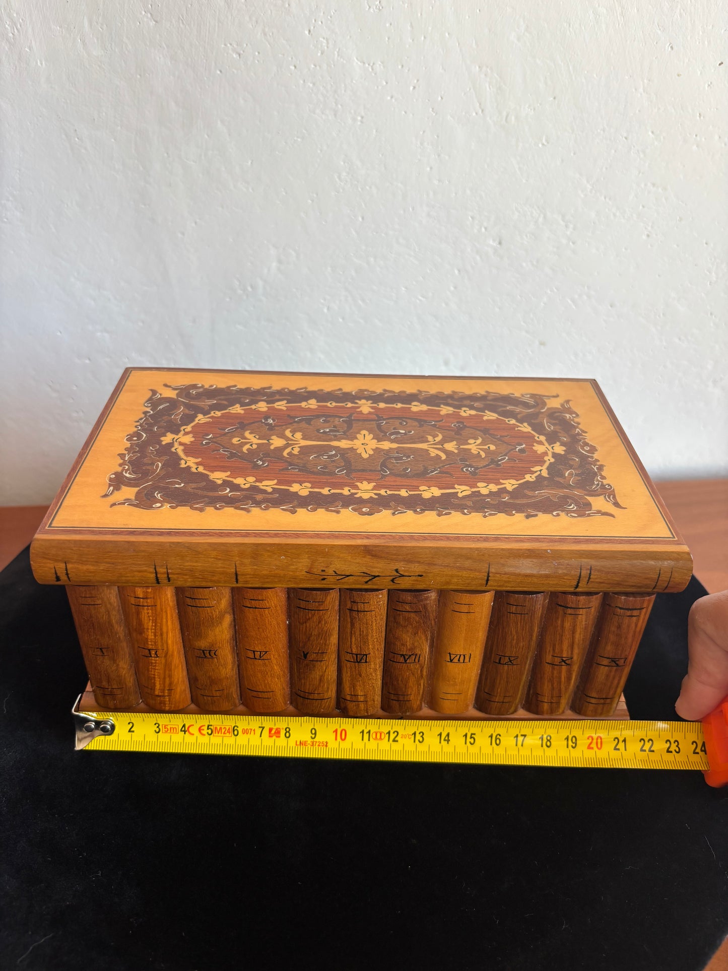 Vintage Sorrento Puzzle Box in Wood