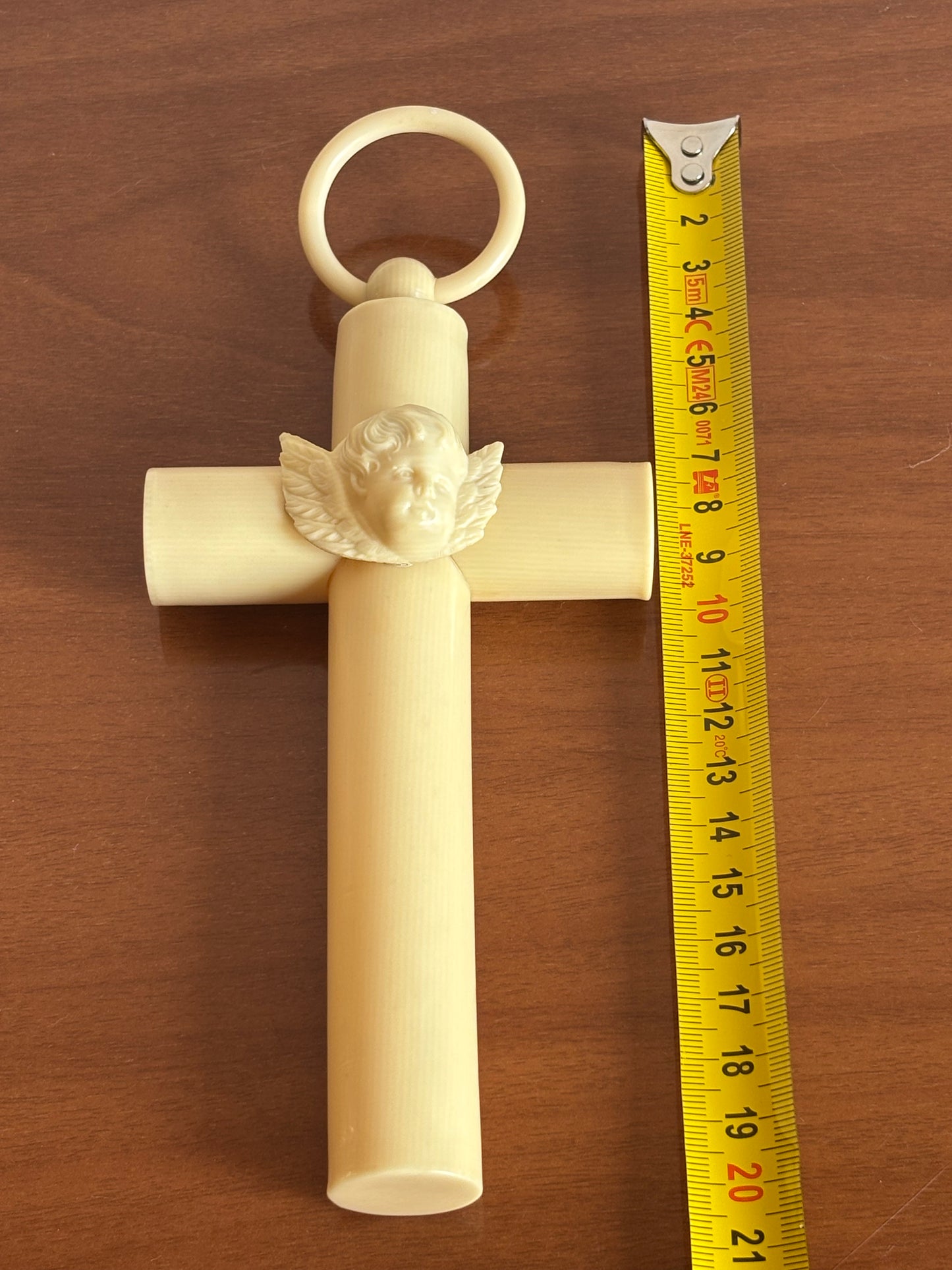 Französisches Wiegenkreuz mit Schutzengelchen